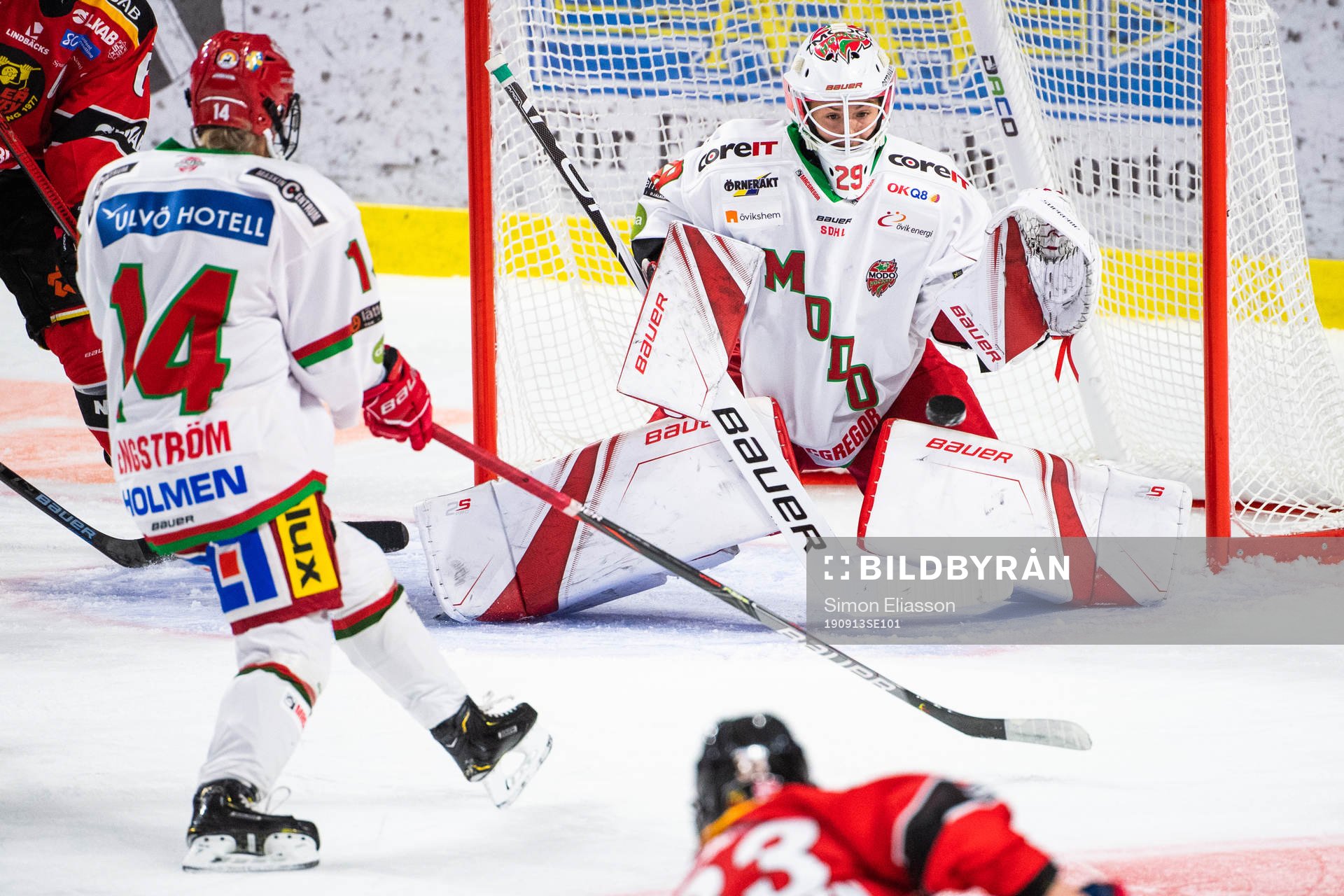 Modos målvakt Klara Peslarova