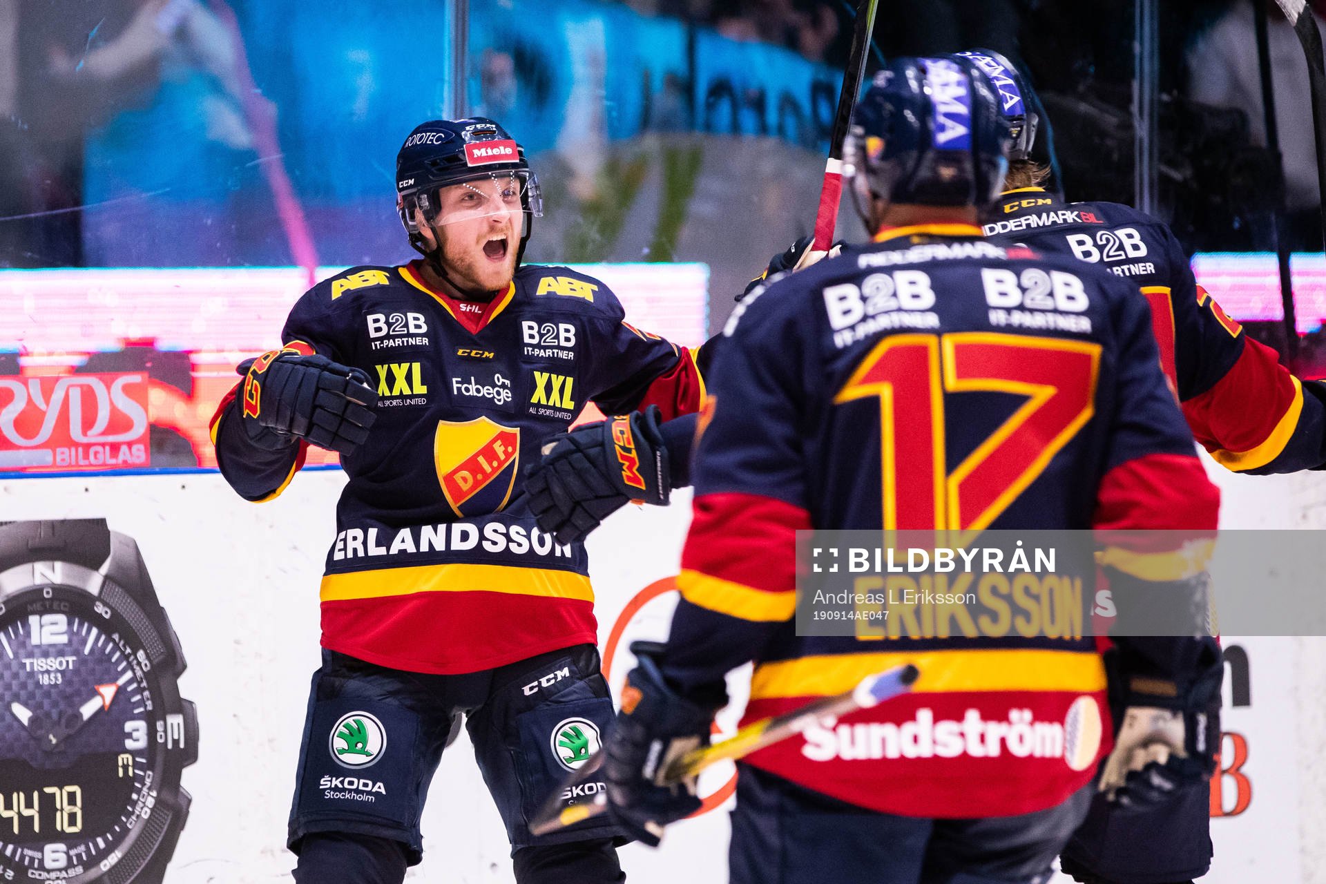 Djurgårdens Linus Hultström jublar
