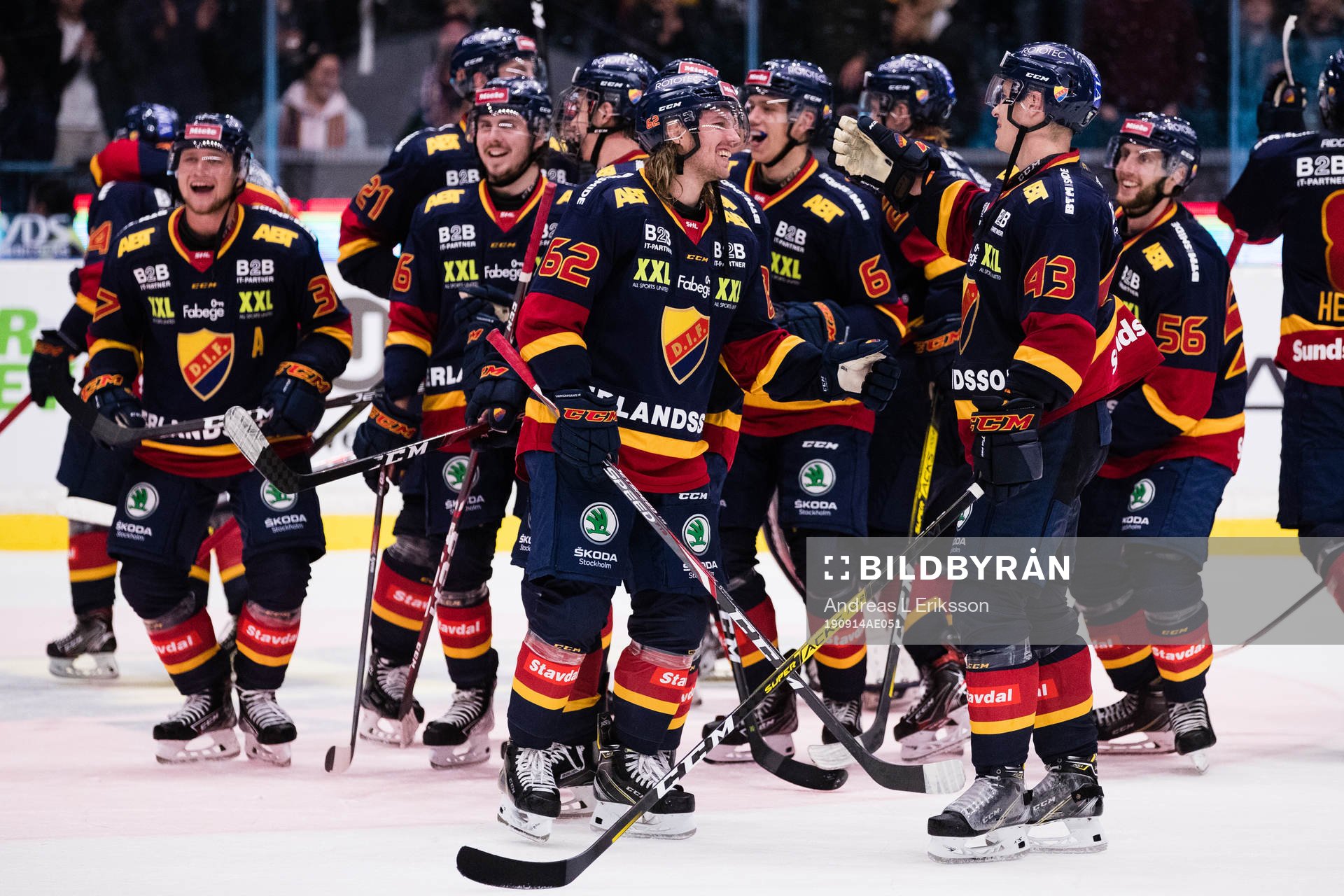 Djurgårdens Manuel Ågren och Tom Nilsson jublar