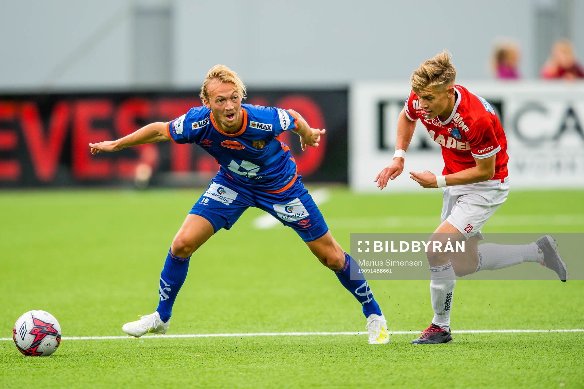 Jørgen Hatlehol of Aalesund and Martin Tangen Vinjor of