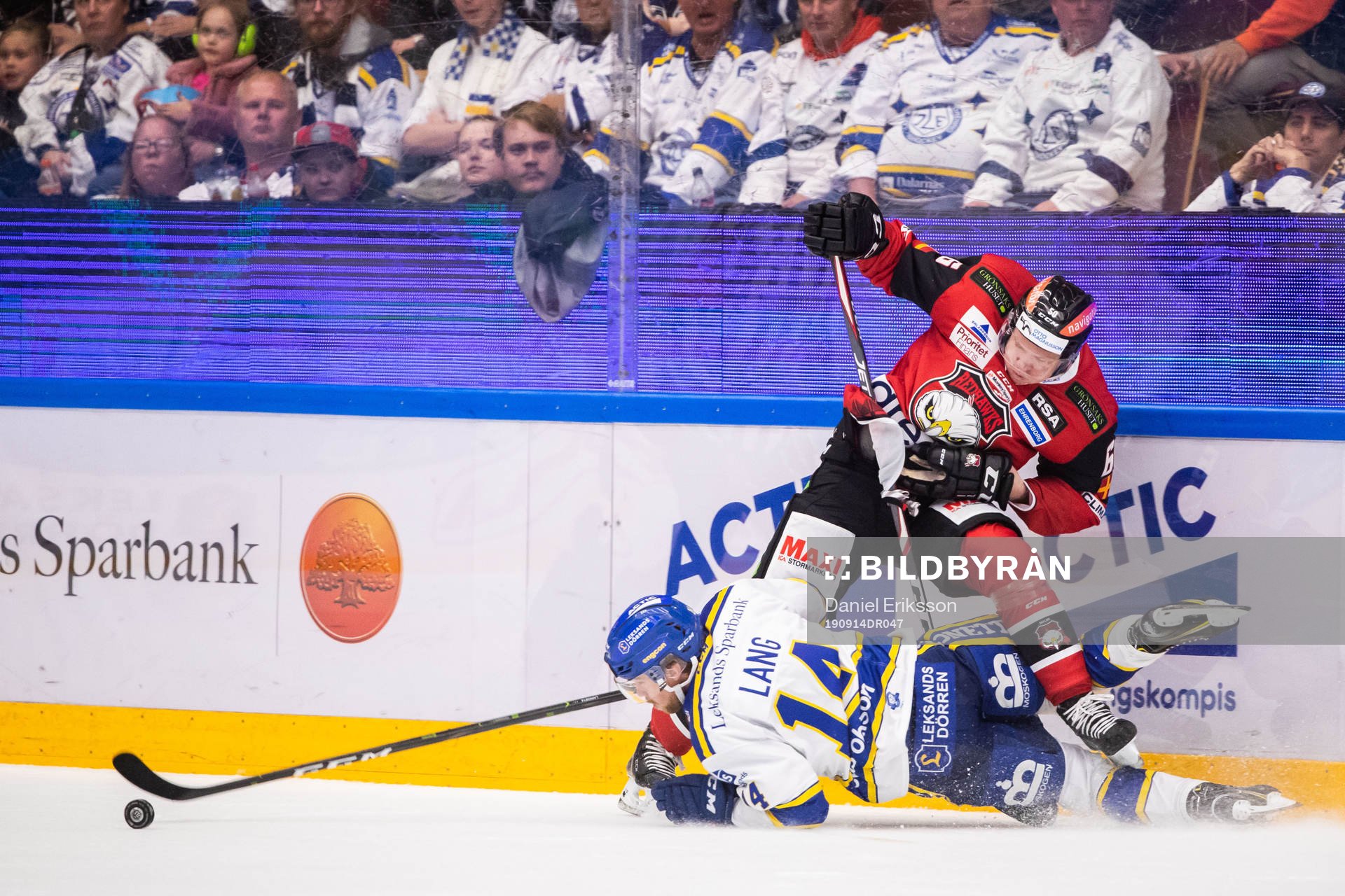 Leksands Oskar Lang och Malmö Redhawks Tobias Ekberg