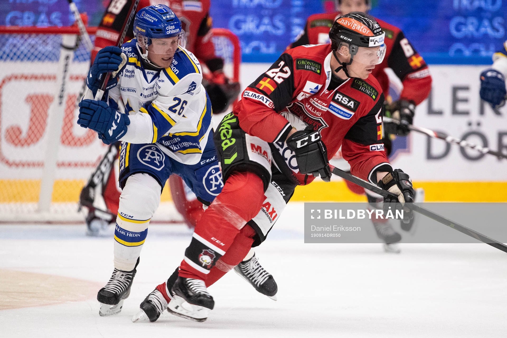 Leksands Patrik Zackrisson och Malmö Redhawks Lars Bryggman