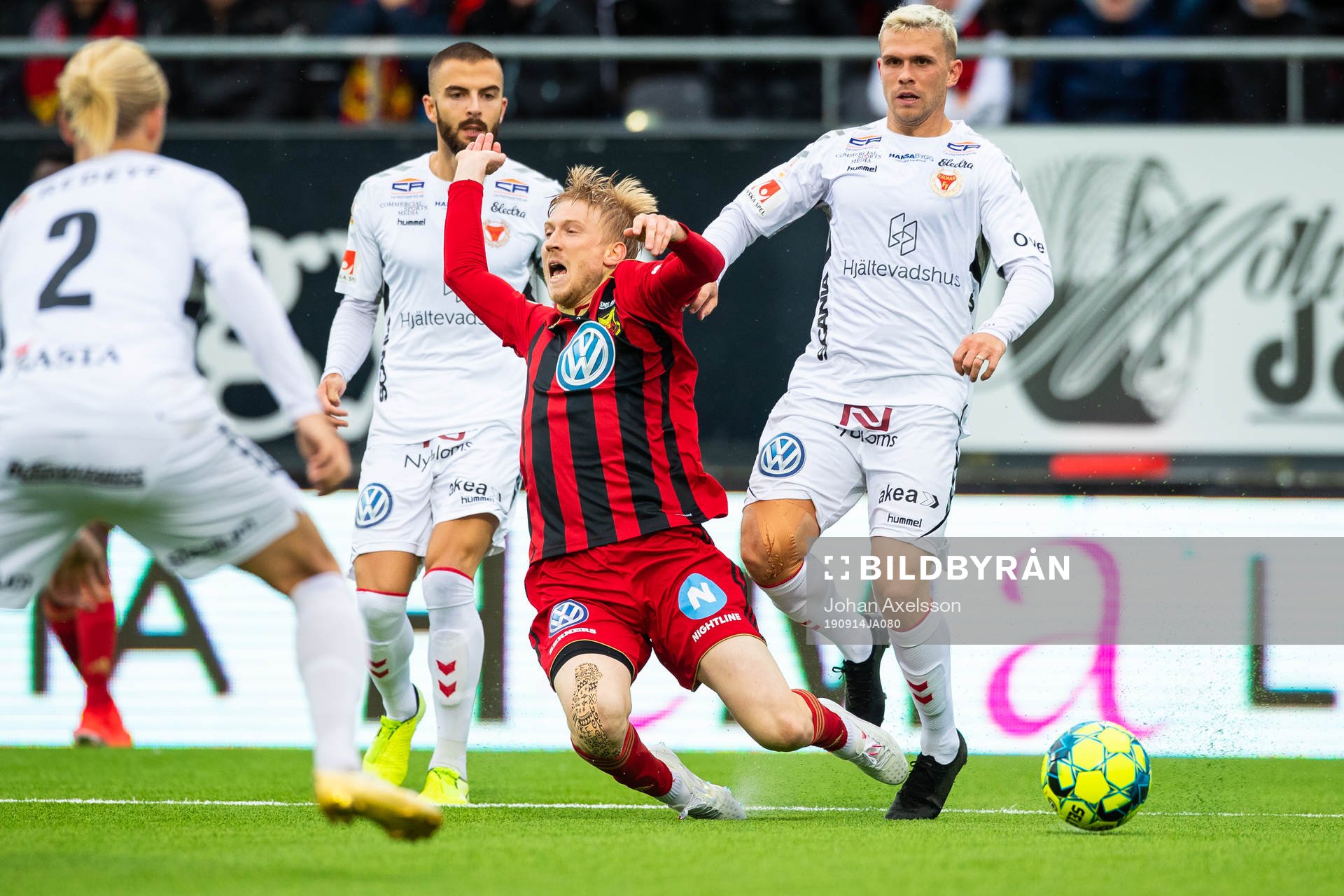 Östersunds Simon Kroon och Kalmars Jesper Manns i en