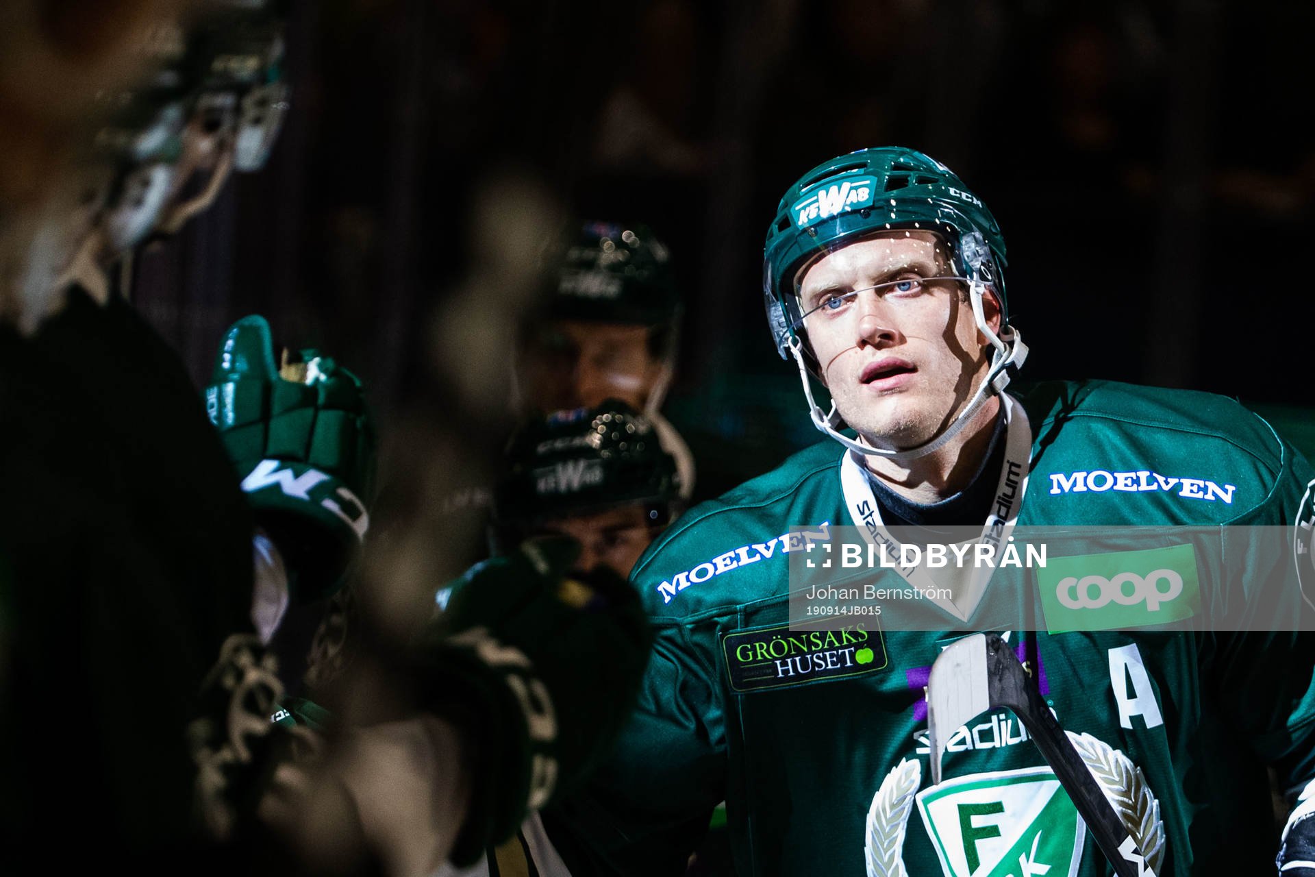 Färjestads Johan Ryno jublar