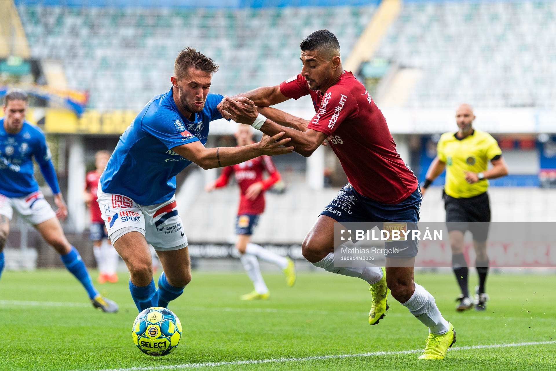 Trelleborgs Christian Thobo Köhler och Örgrytes Ailton