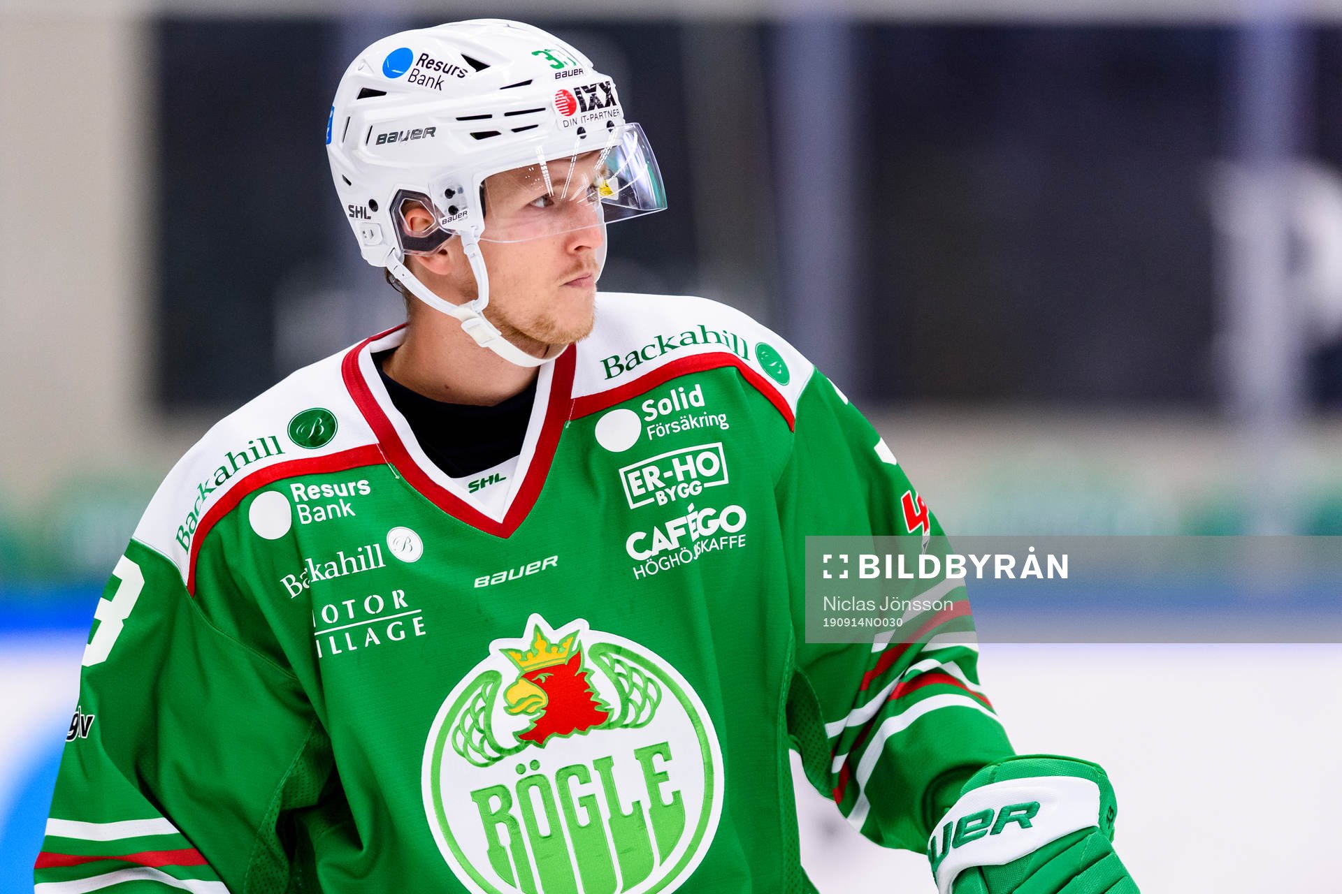 Rögles Niklas Hansson innan ishockeymatchen i SHL mellan