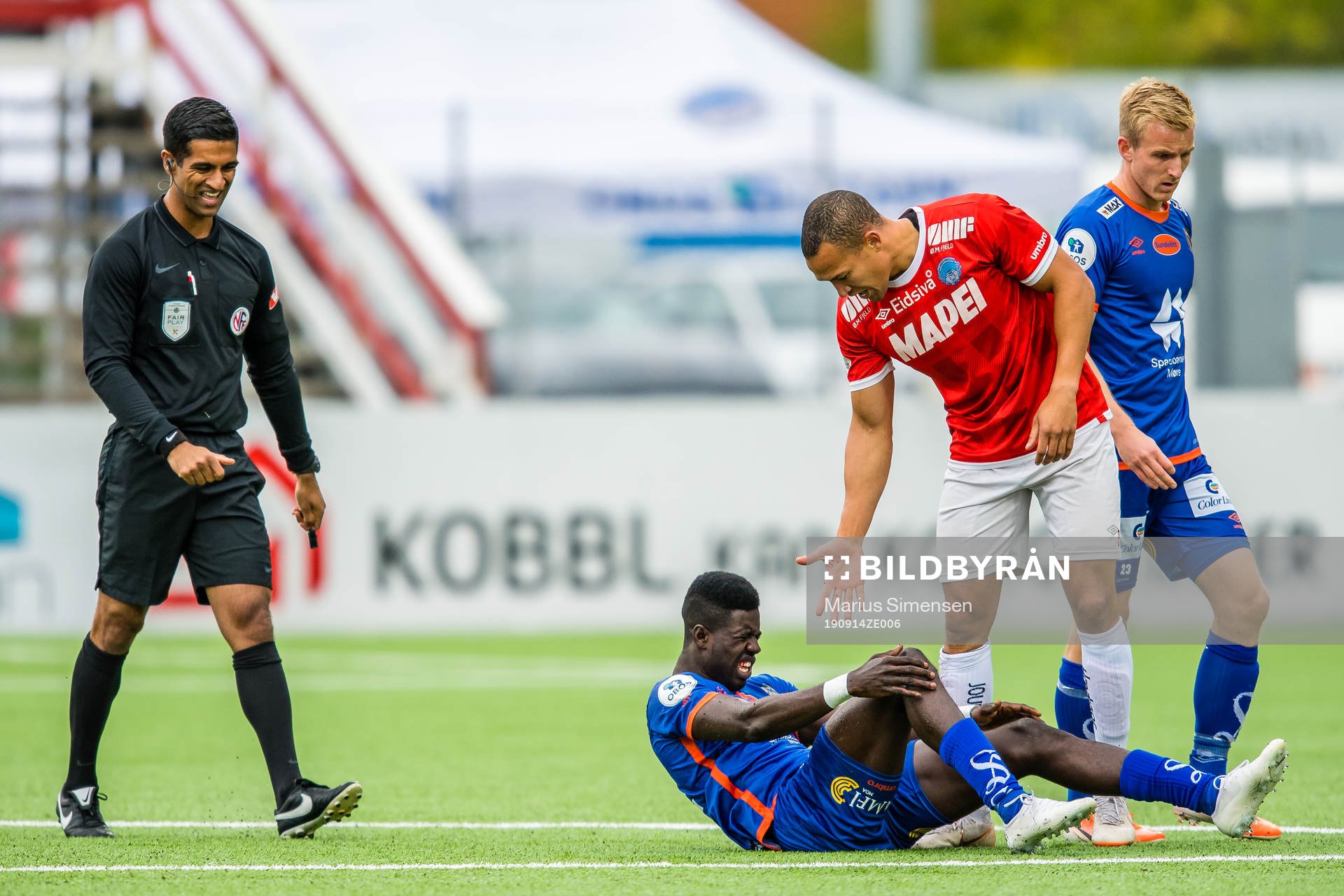 Pape Habib Gueye of Aalesund and Edvard Skagestad of