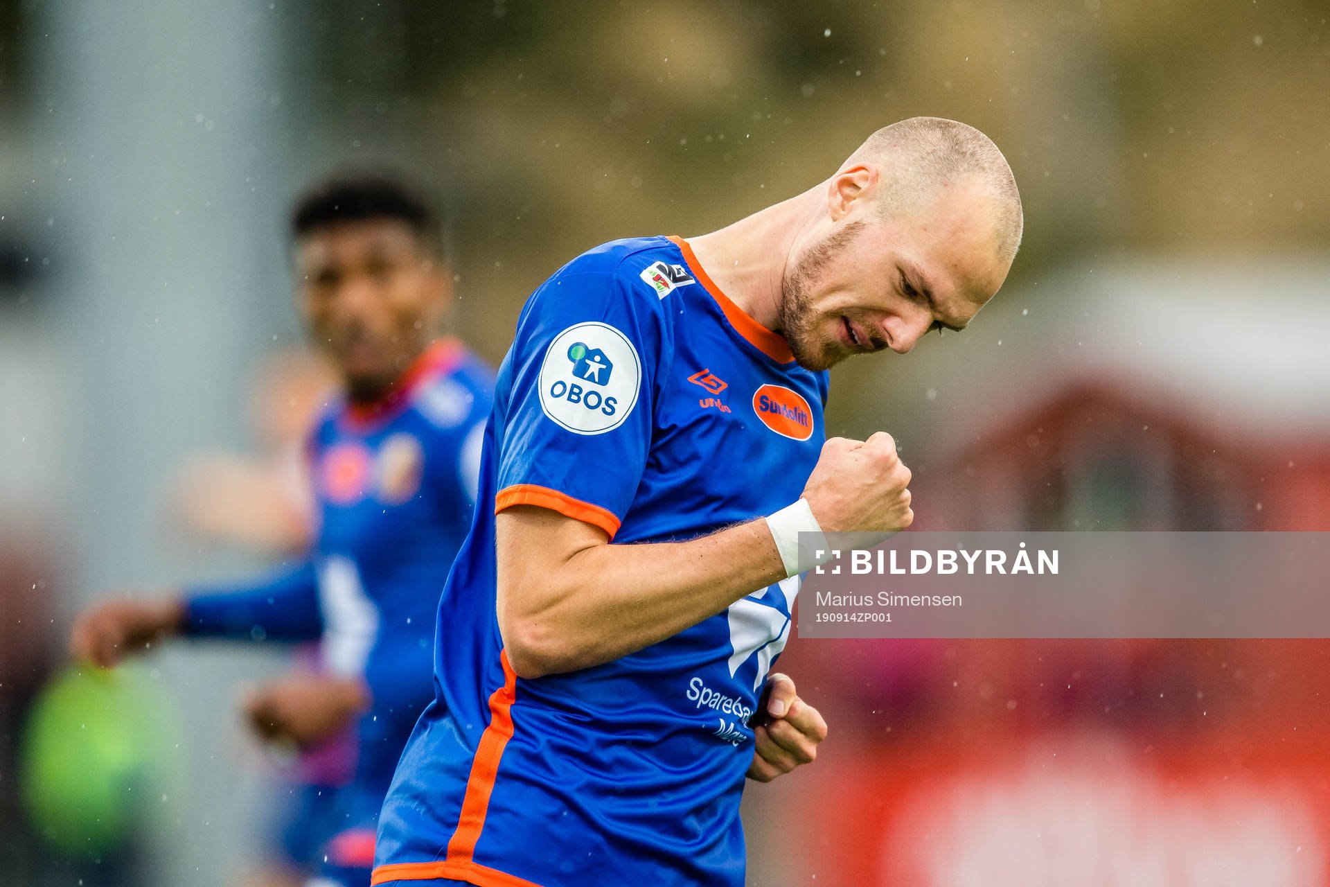 Aron Elis Thrandarson of Aalesund celebrates