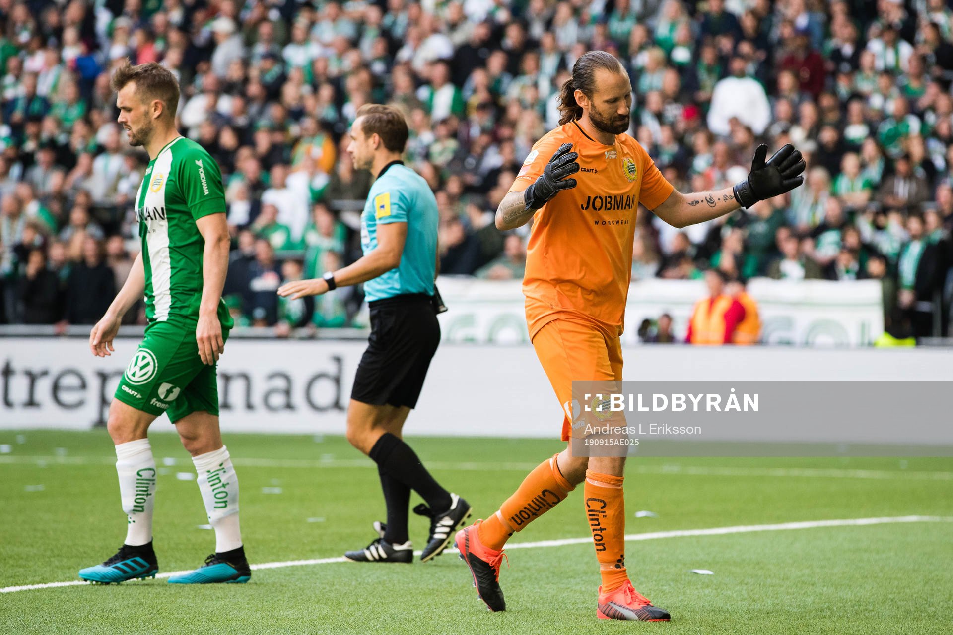 Hammarbys Mads Fenger Nielsen och målvakt Johan Wiland