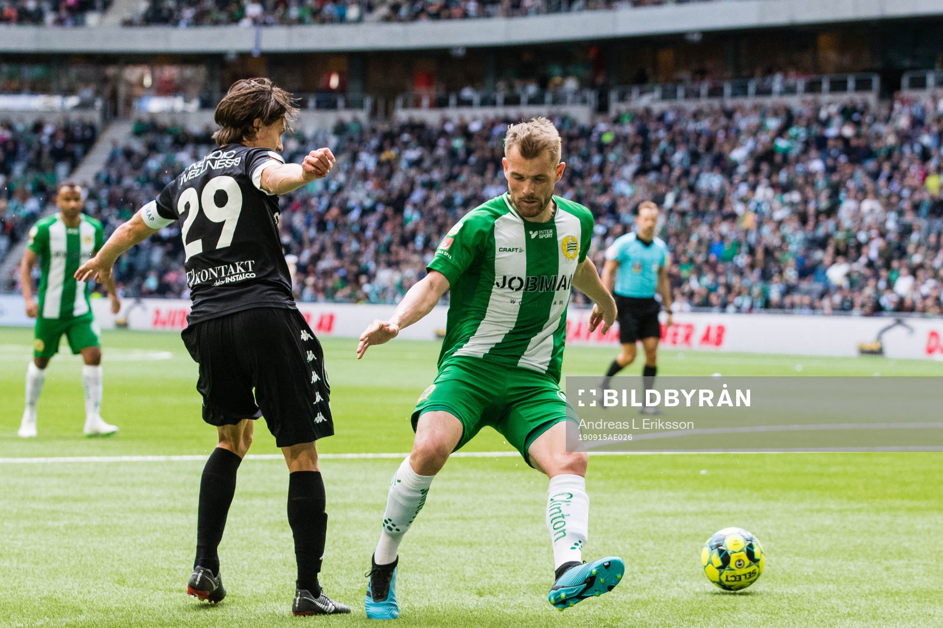 IFK Göteborgs Lasse Vibe och Hammarbys Mads Fenger Nielsen