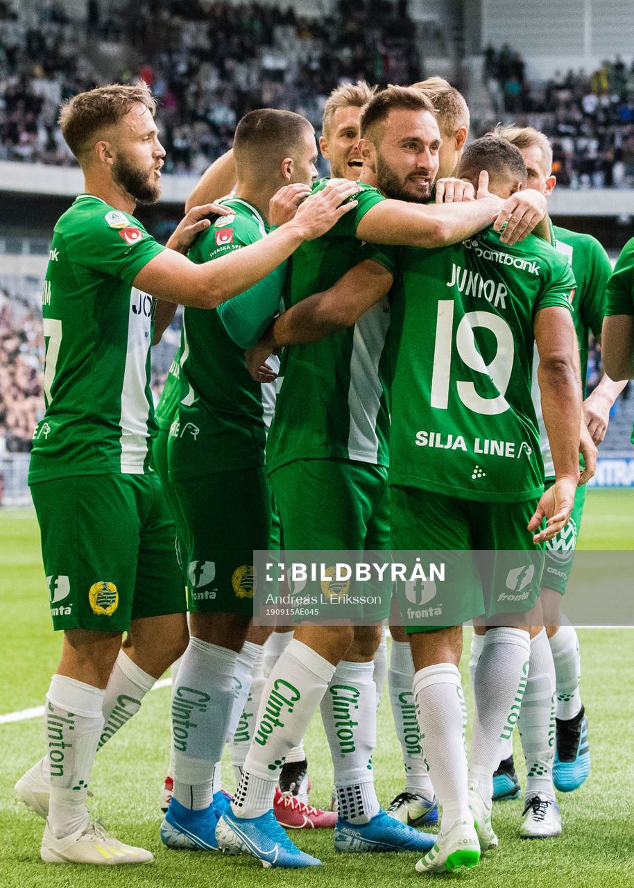 Hammarbys Muamer Tankovic jublar