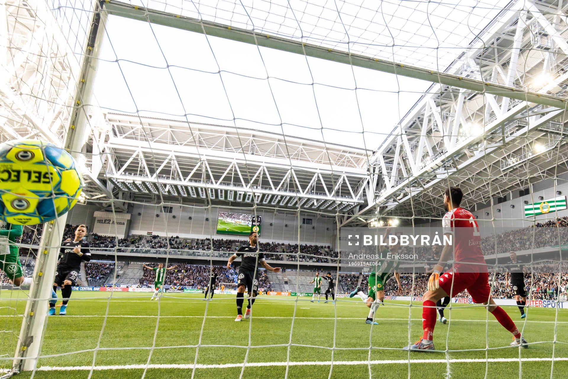 Hammarbys Mads Fenger Nielsen gör 5-2 för Hammarbys bakom