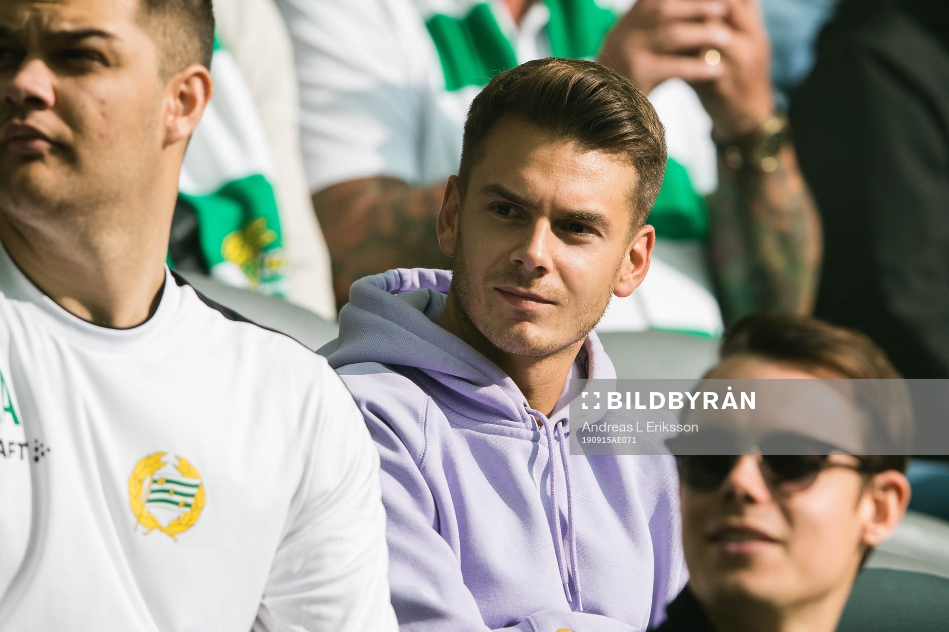 Hammarbys Alexander Kacaniklic på läktaren
