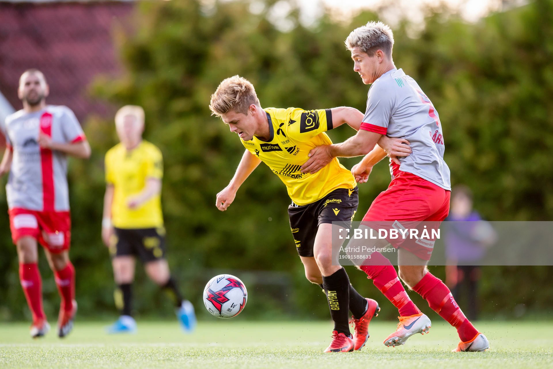 Mathias Idsøe Bringaker of Start and Mathias Blårud of