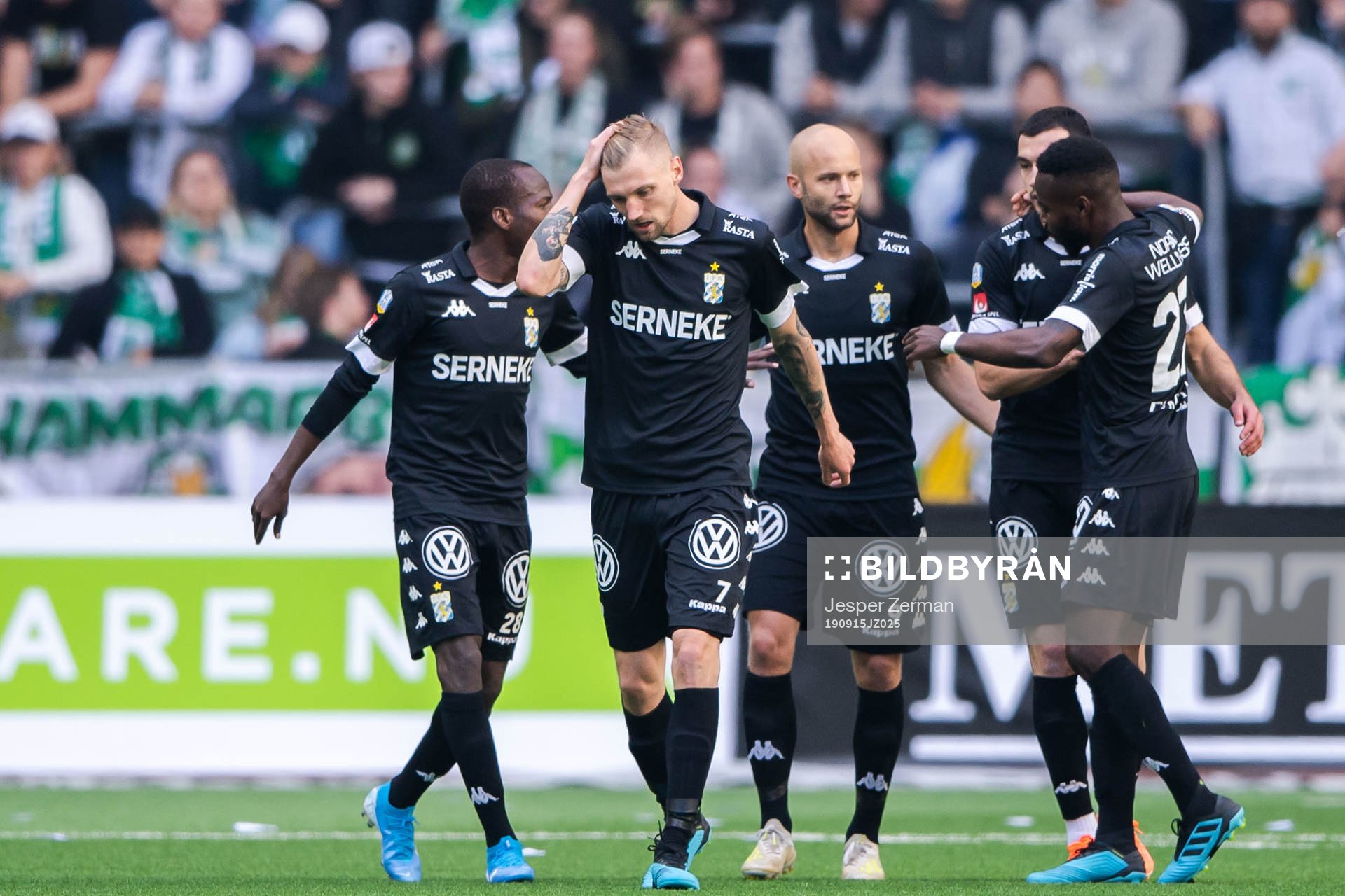 IFK Göteborgs spelare jublar