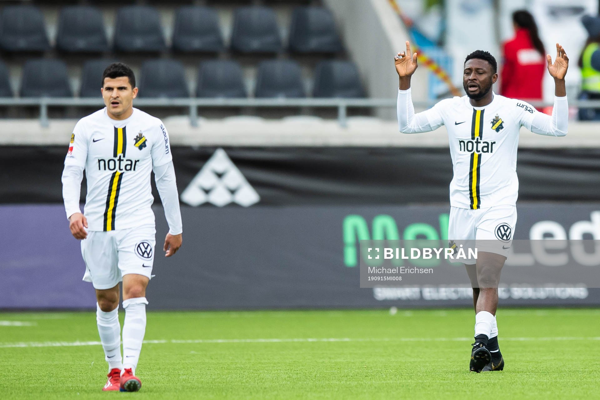 s Chinedu Obasi jublar