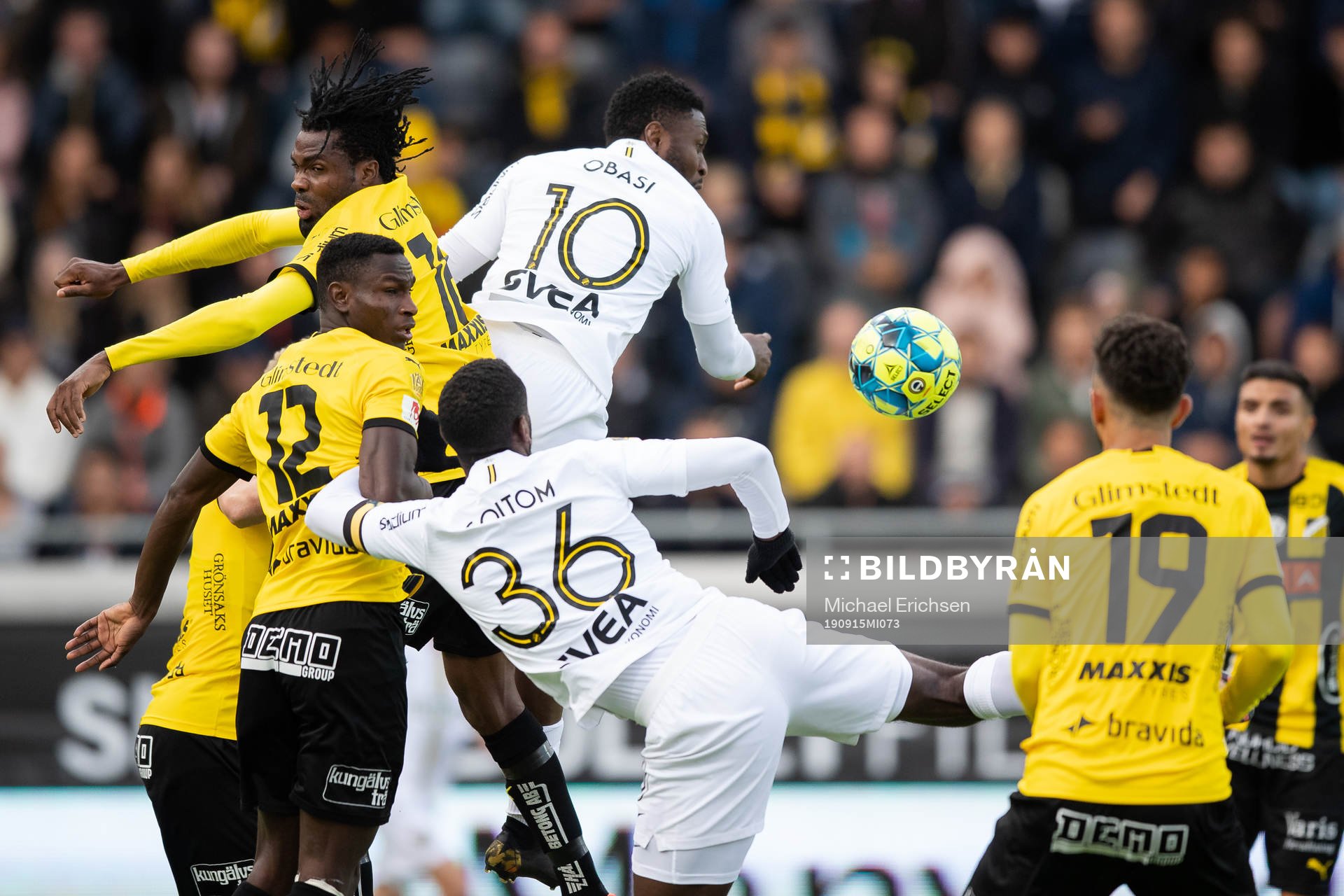 s Chinedu Obasi och Henok Goitom