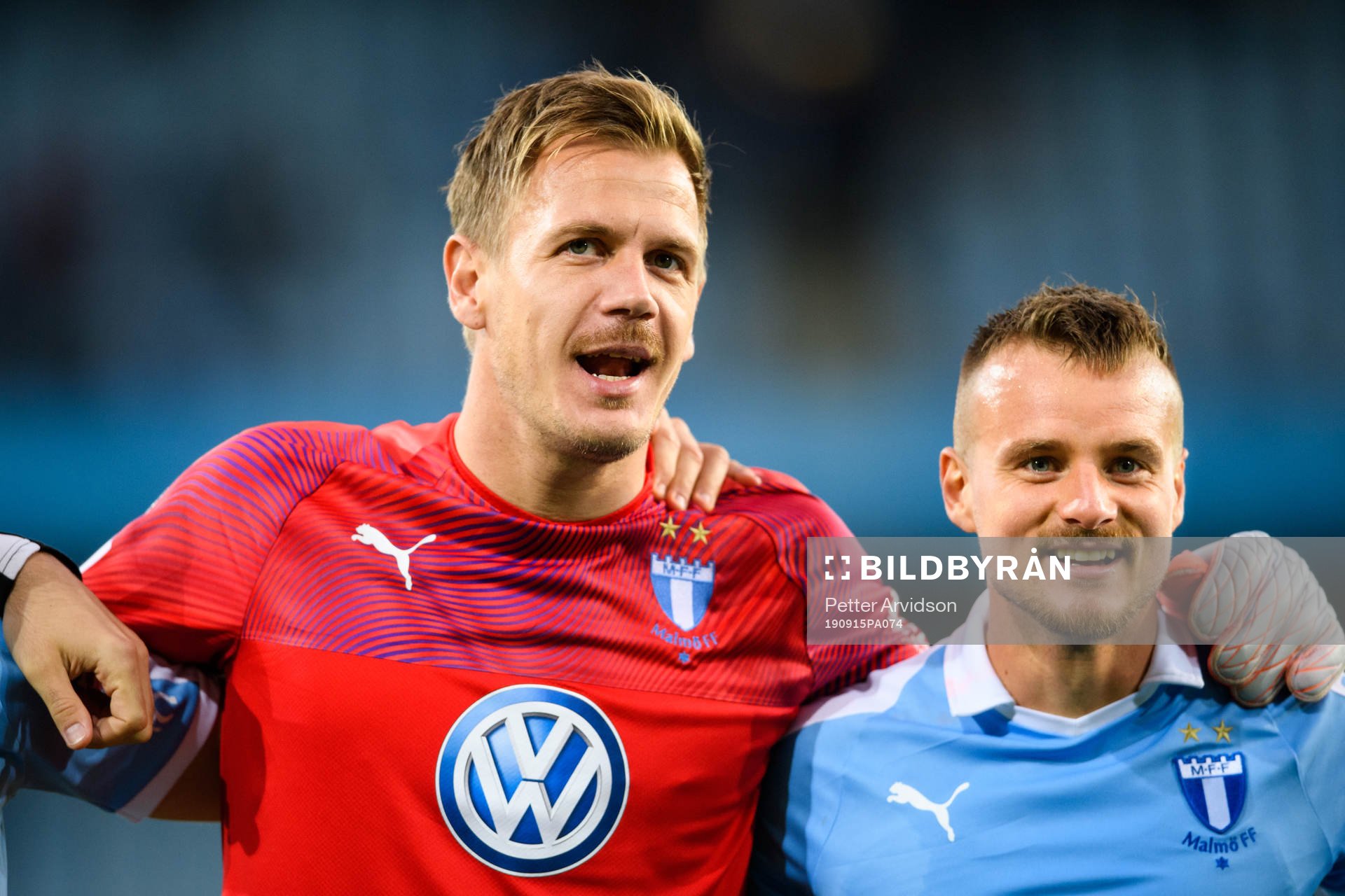 Malmö FFs målvakt Johan Dahlin och Eric Larsson