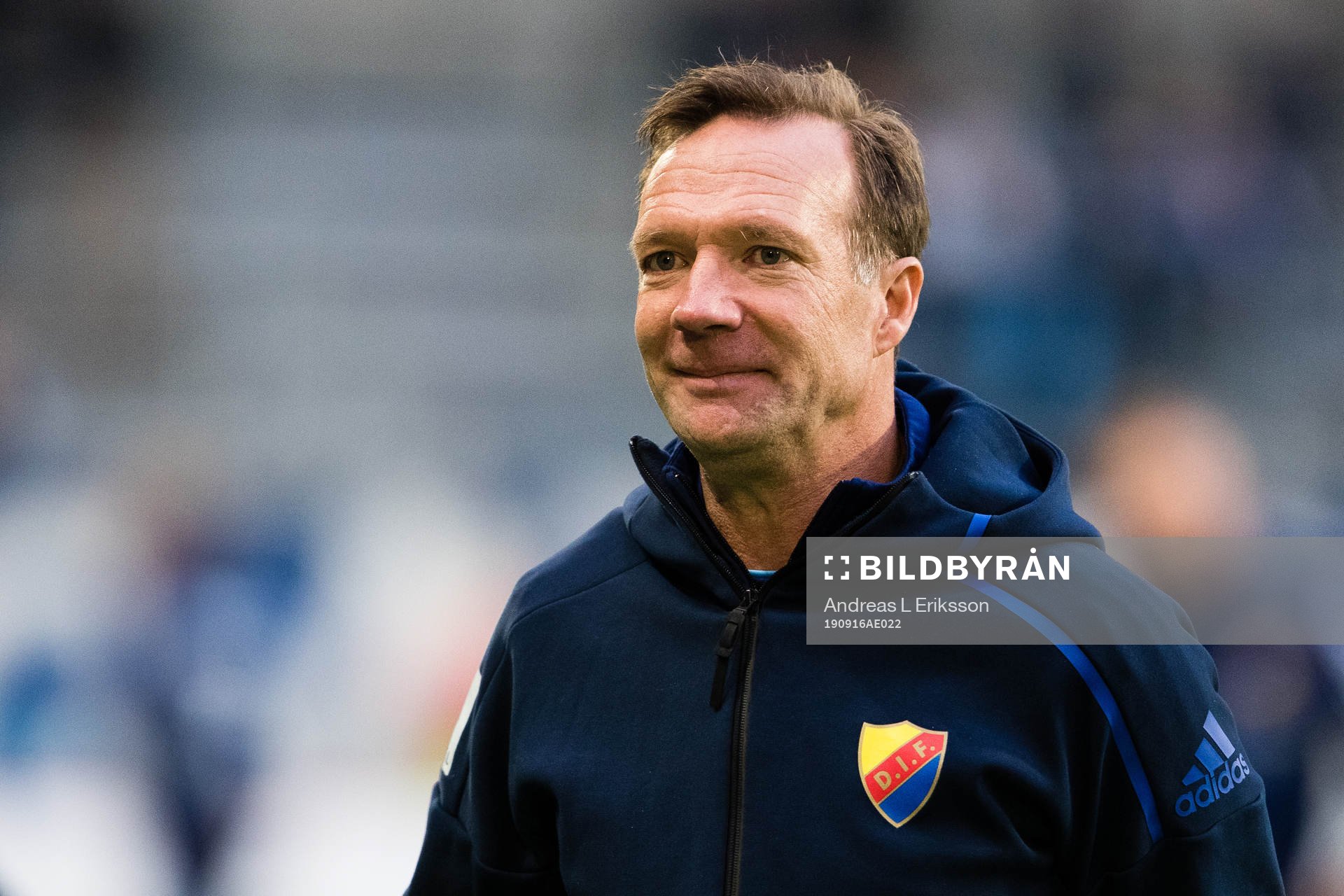 Djurgårdens tränare Kim Bergstrand innan fotbollsmatchen