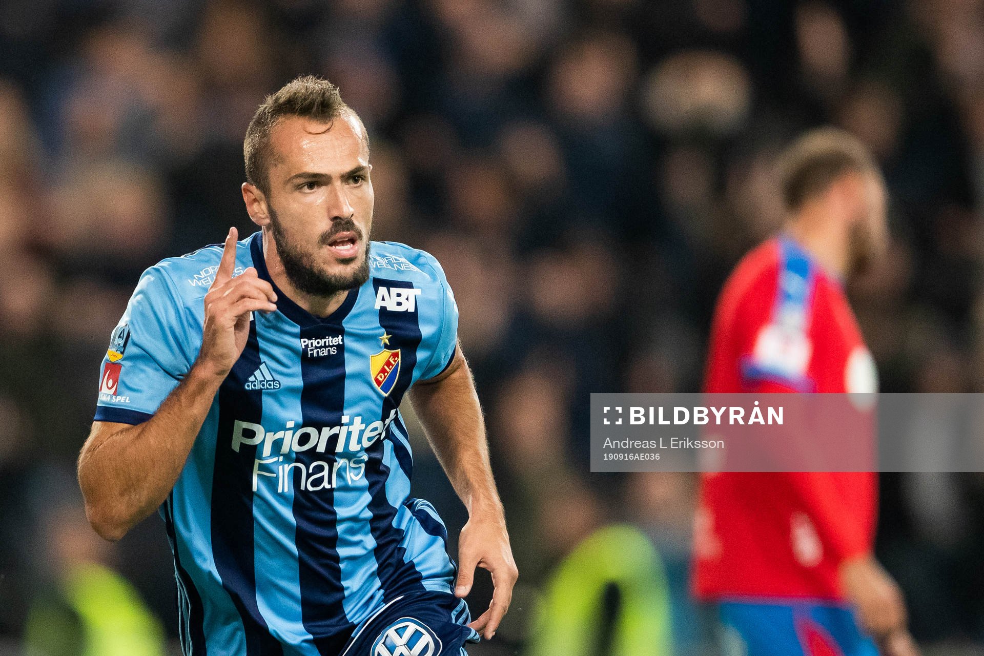 Djurgårdens Emir Kujovic jublar efter 2-0 under fotbollsmatchen i Allsvenskan mellan Djurgården och Helsingborg den 16 september 2019 i Stockholm.