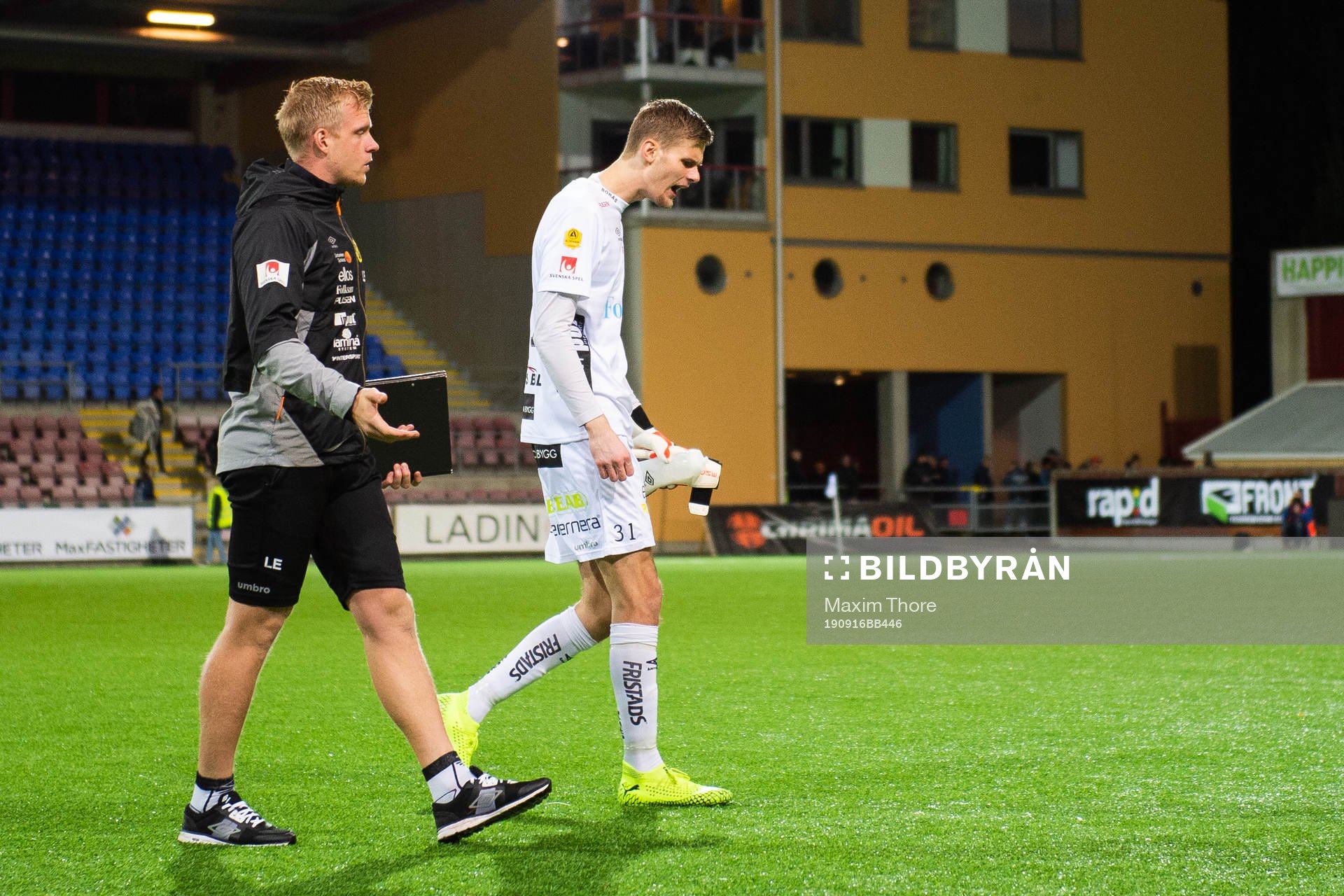 Elfsborgs målvakt Tim Rönning deppar