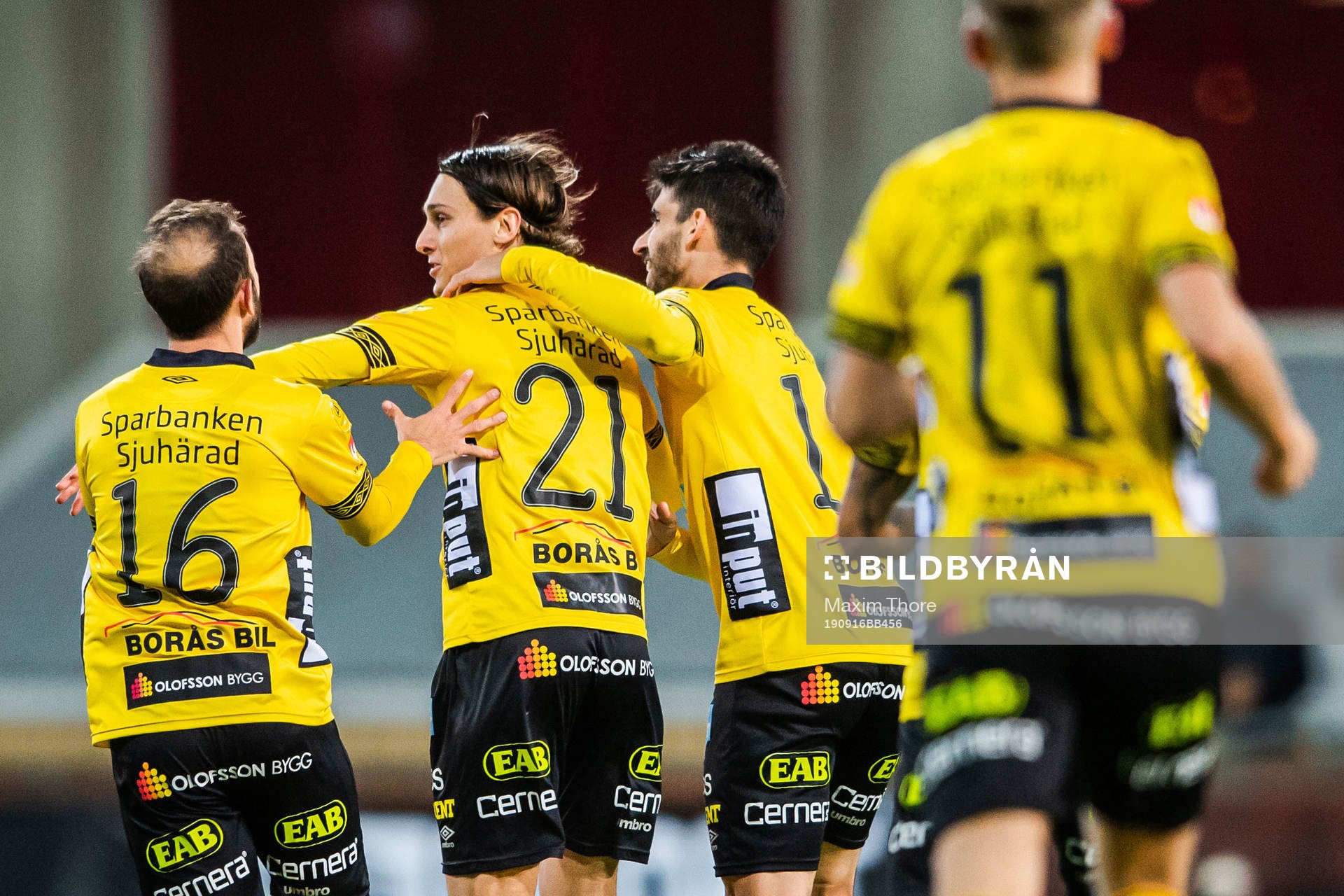 Elfsborgs Jonathan Levi jublar med lagkamrater