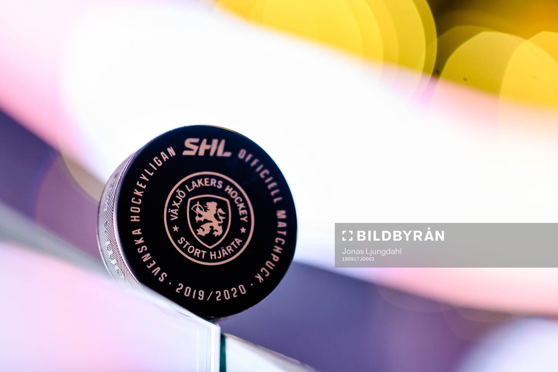Matchpuck före ishockeymatchen i SHL mellan Växjö och