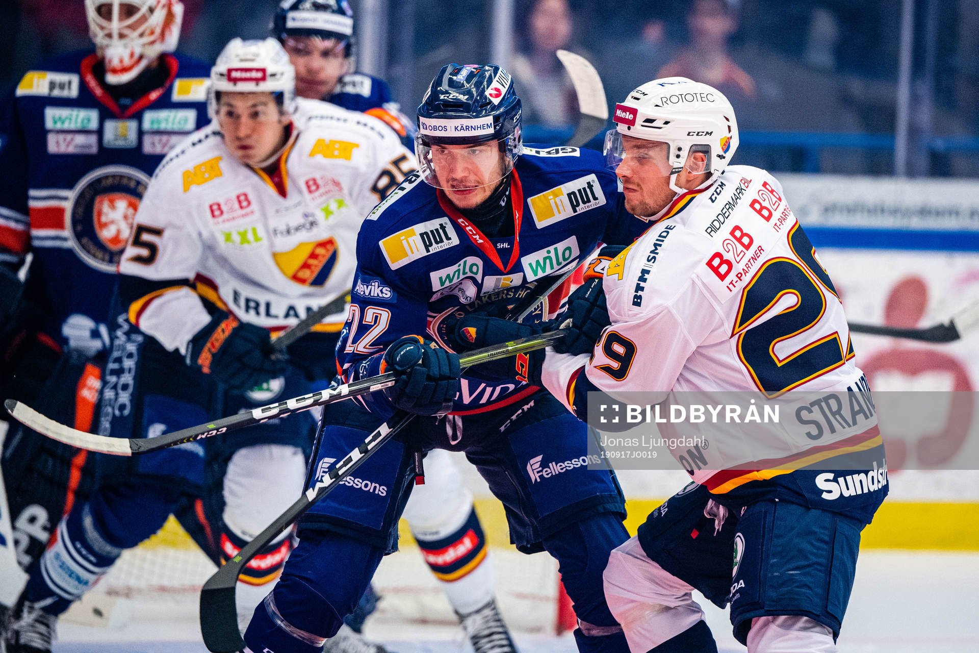 Växjös Matthew Bodie och Djurgårdens Sebastian Strandberg
