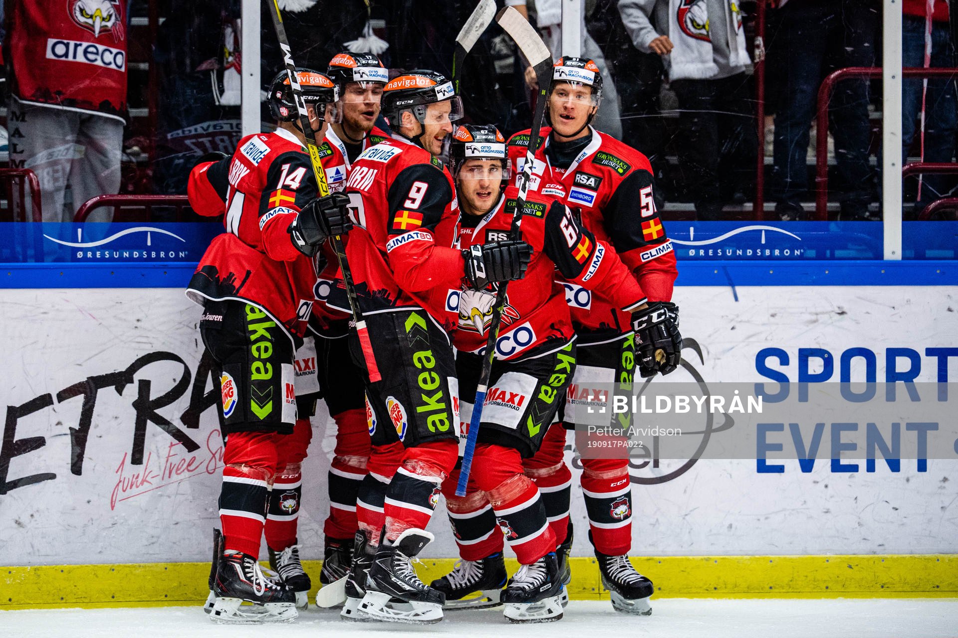 Malmö Redhawks Konstantin Komarek jublar