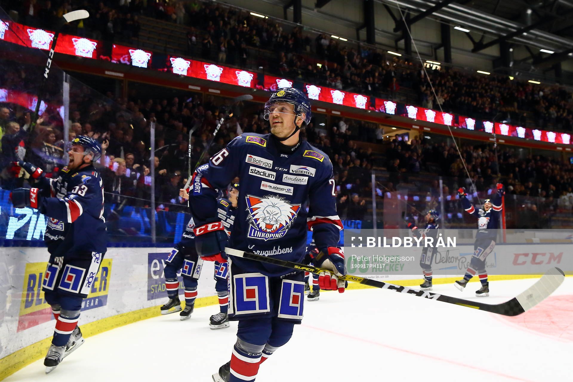 Linköpings Hampus Larsson jublar