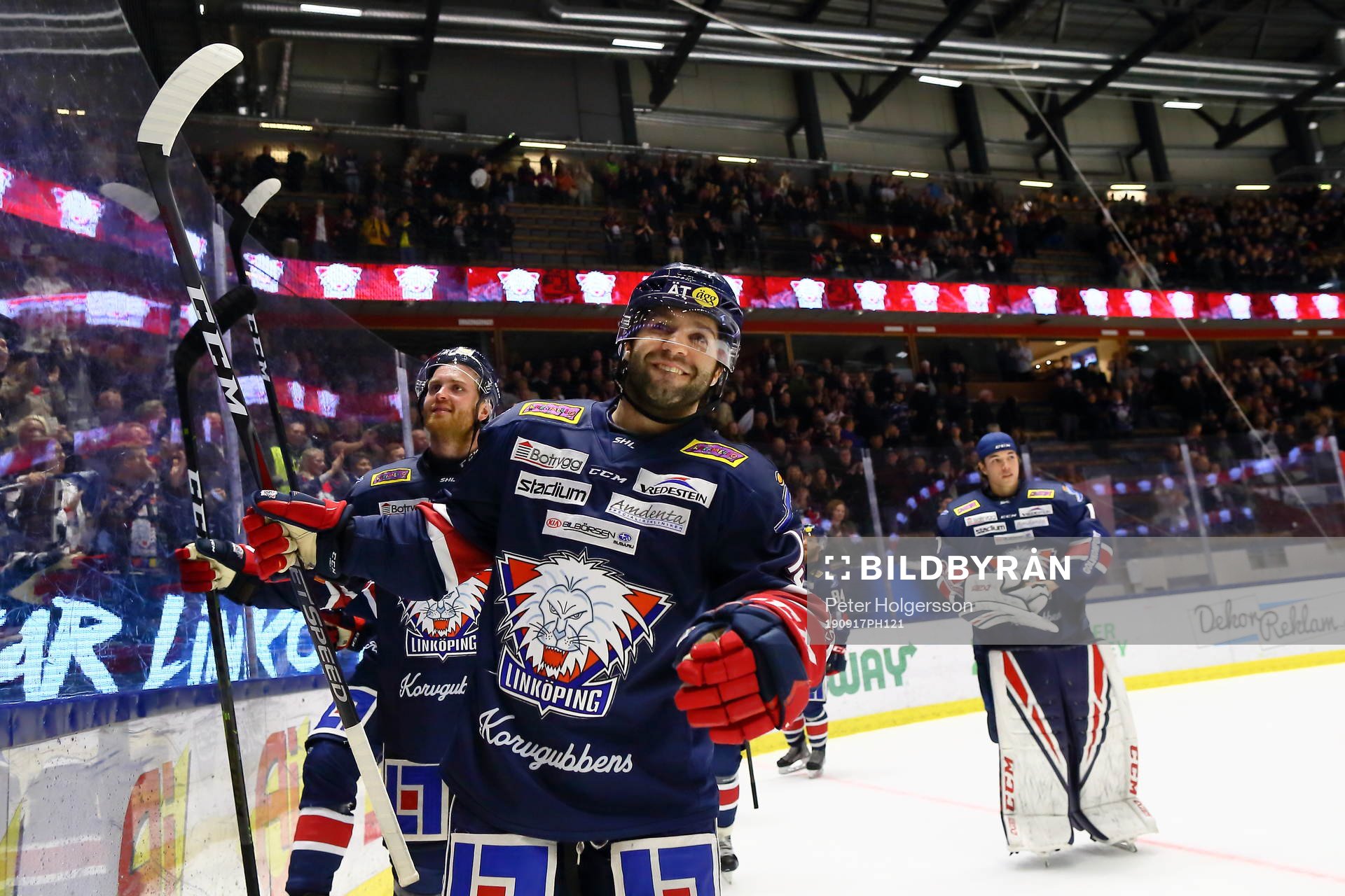 Linköpings Joe Whitney jublar