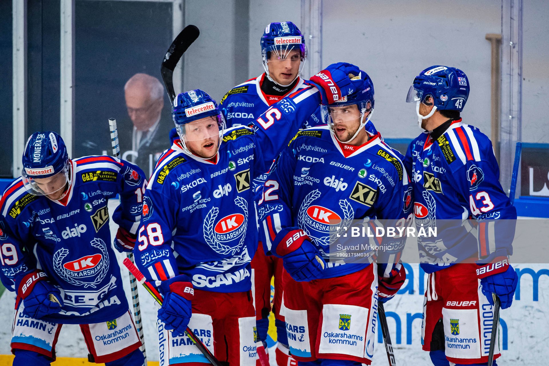 Oskarshamns Markus Modigs jublar med lagkamrater