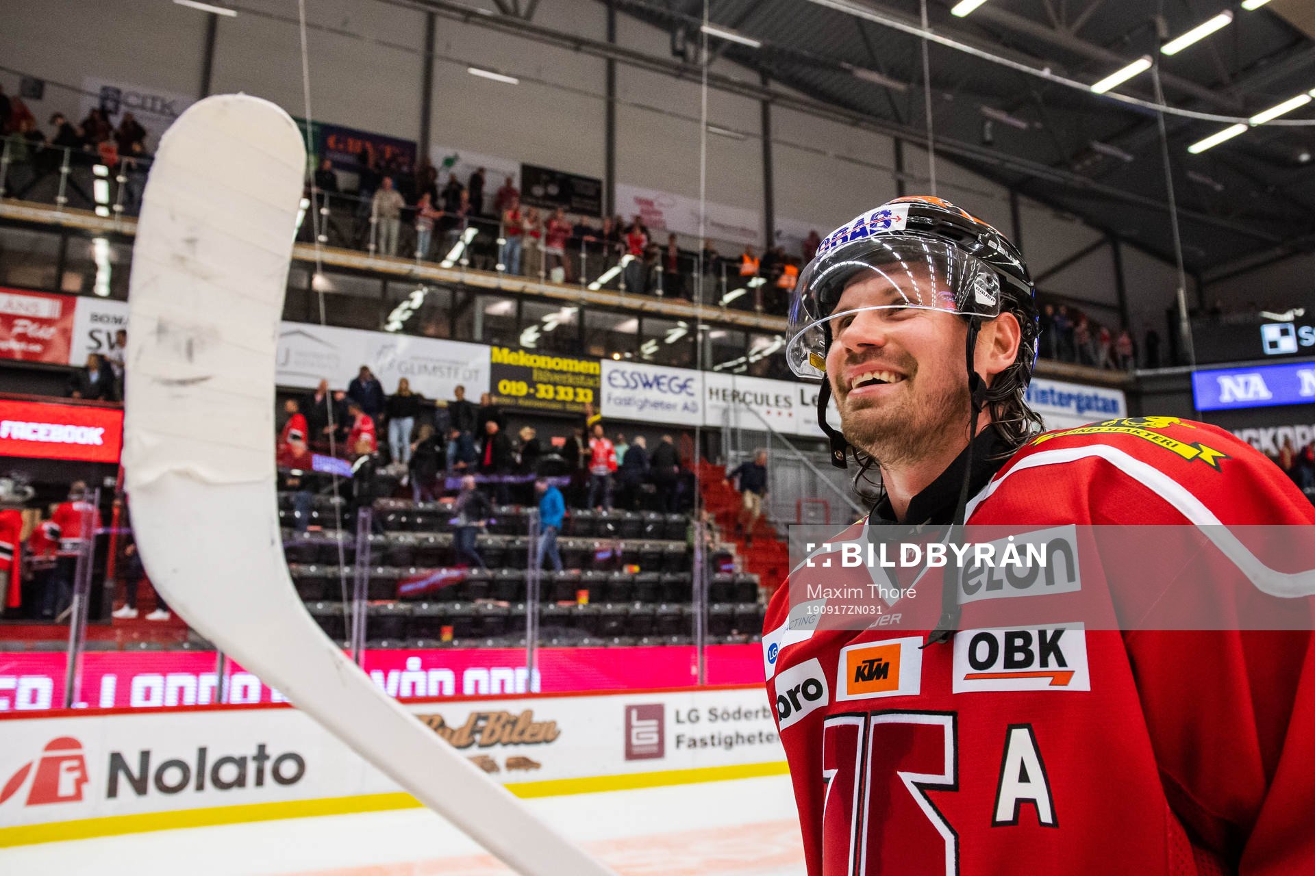 Örebros Stefan Warg jublar