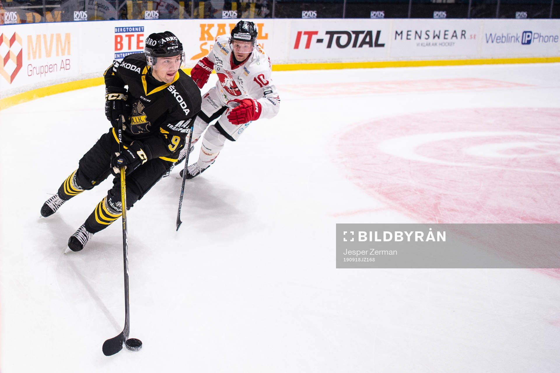 s Henrik Rommel och Vita Hästens Jesper Samuelsson