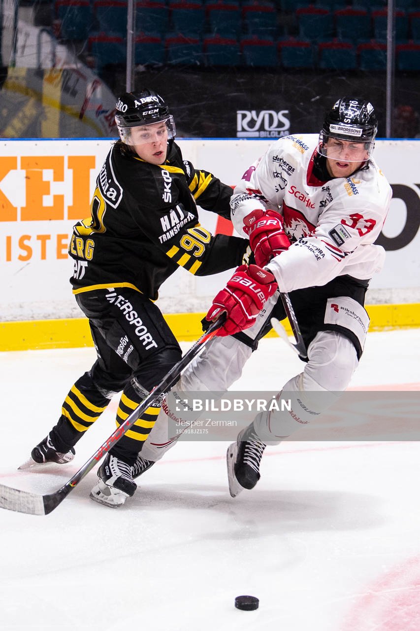s Marcus Karlberg och Vita Hästens Simon Fernholm