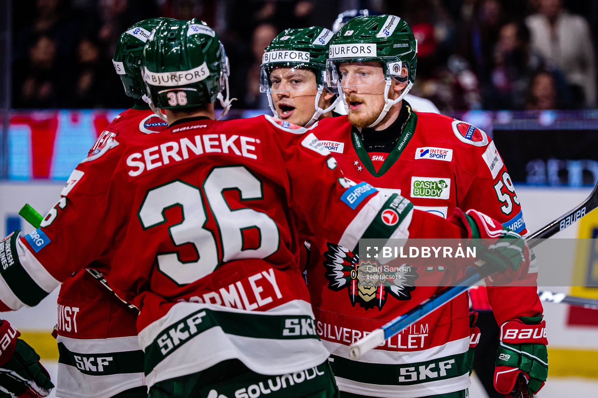 Frölundas Simon Hjalmarsson jublar
