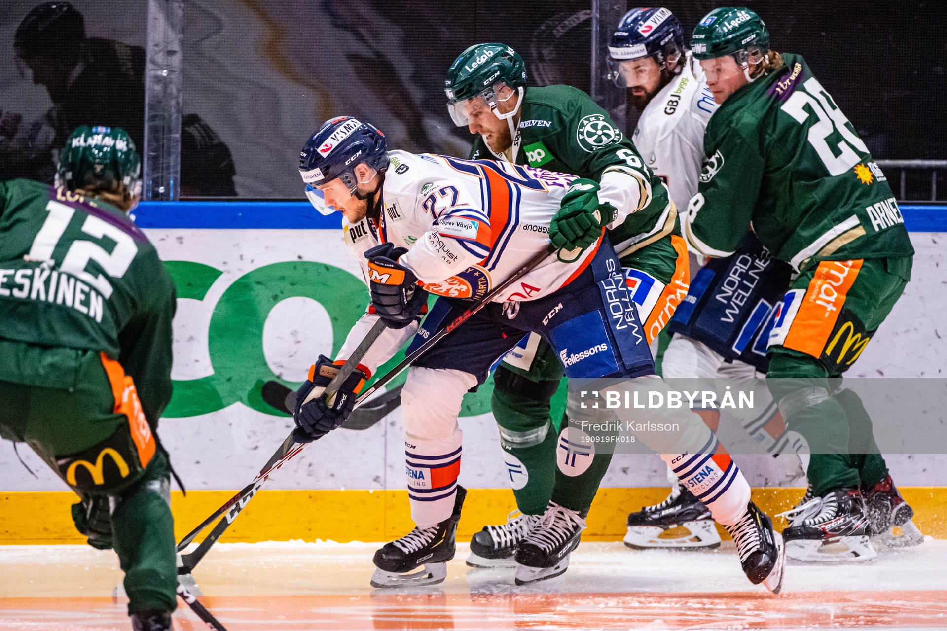 Växjös Jacob Forsbacka-Karlsson och Färjestads Vojtech