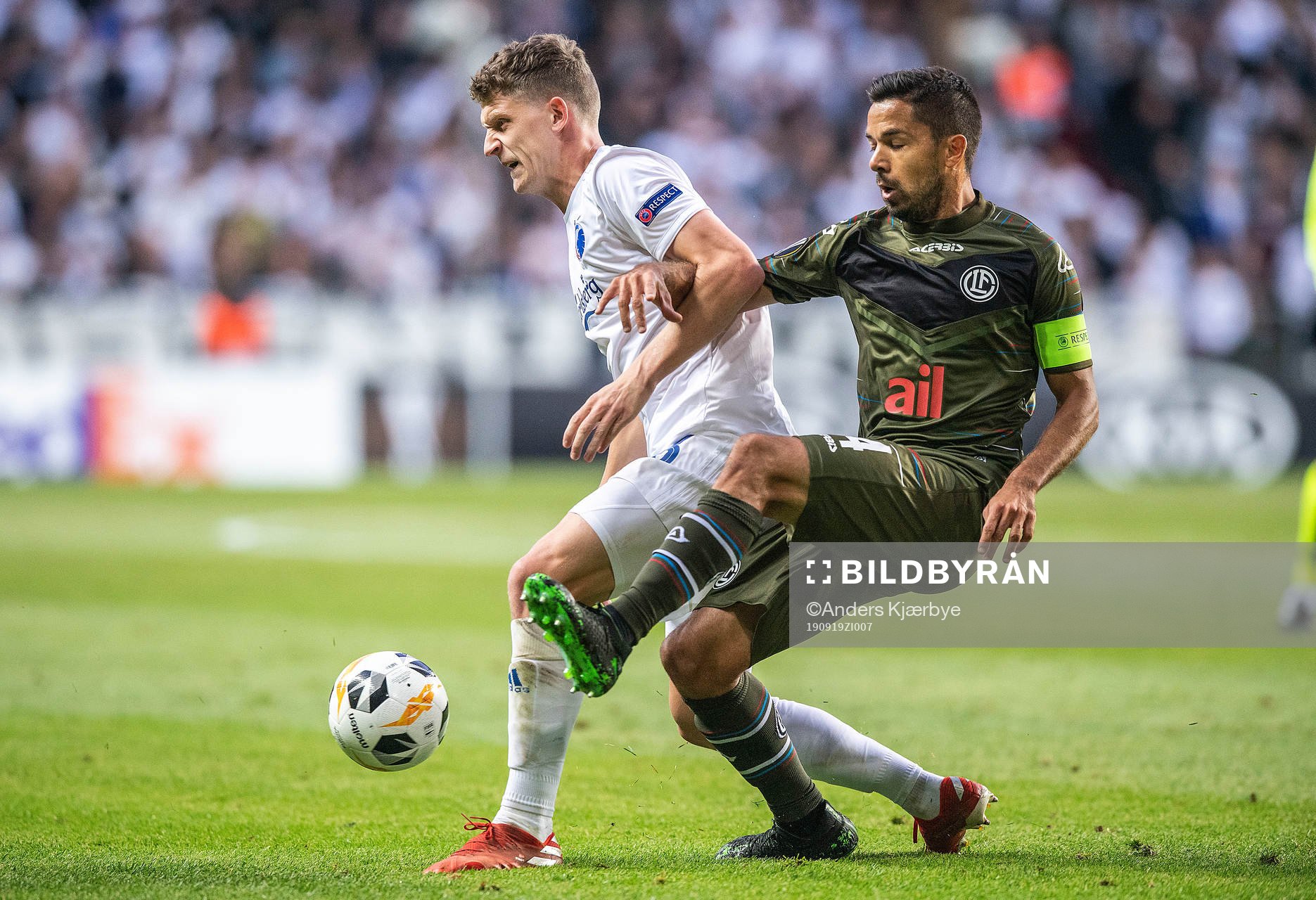 Jens Stage (6), FC København and Jonathan Sabbatini (14),