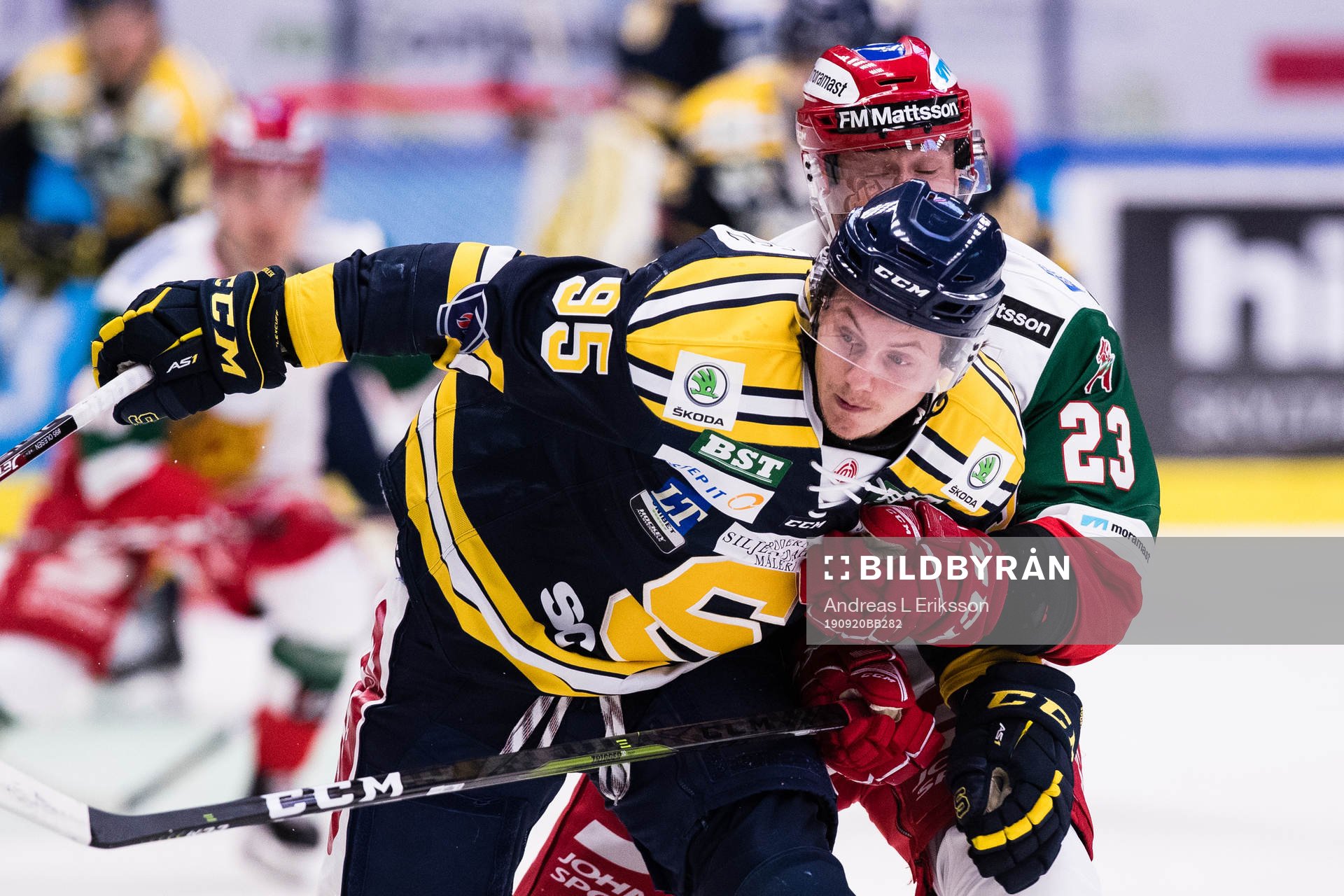 Södertäljes Nick Olesen och Moras Tomas Skogs