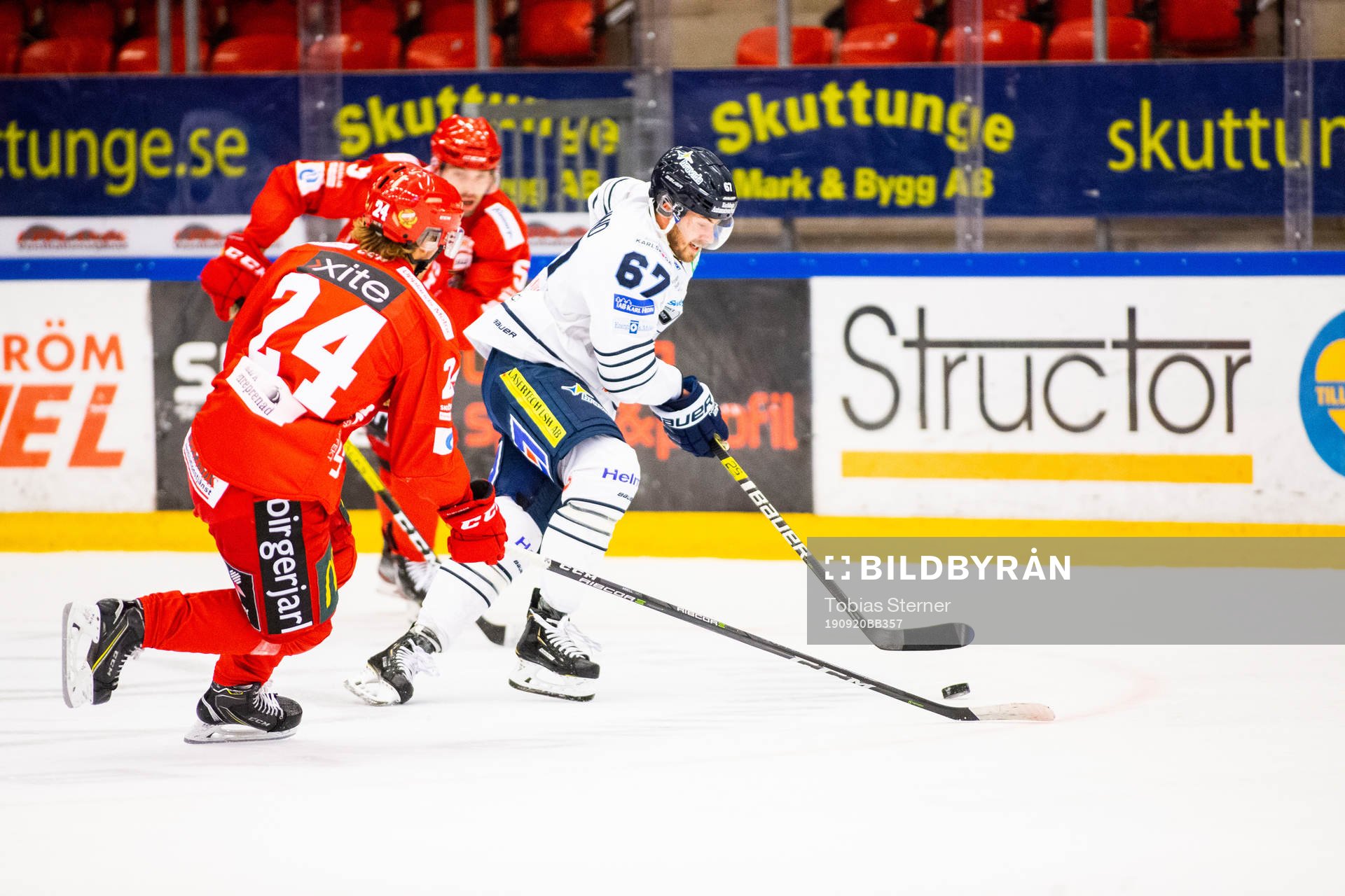 Karlskogas Victor Berglind och Almtunas Carl Åsell