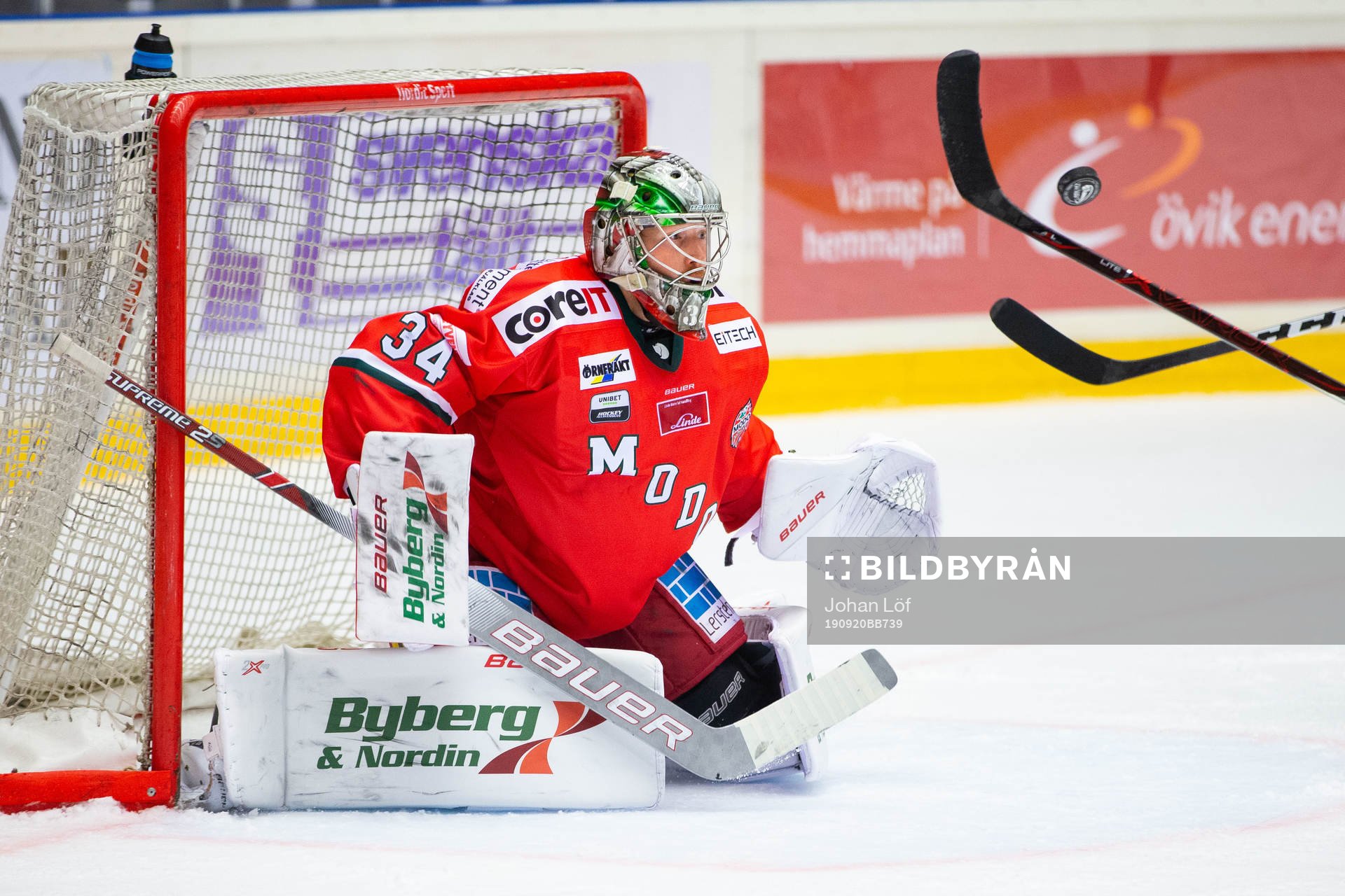 Modos målvakt Erik Hanses