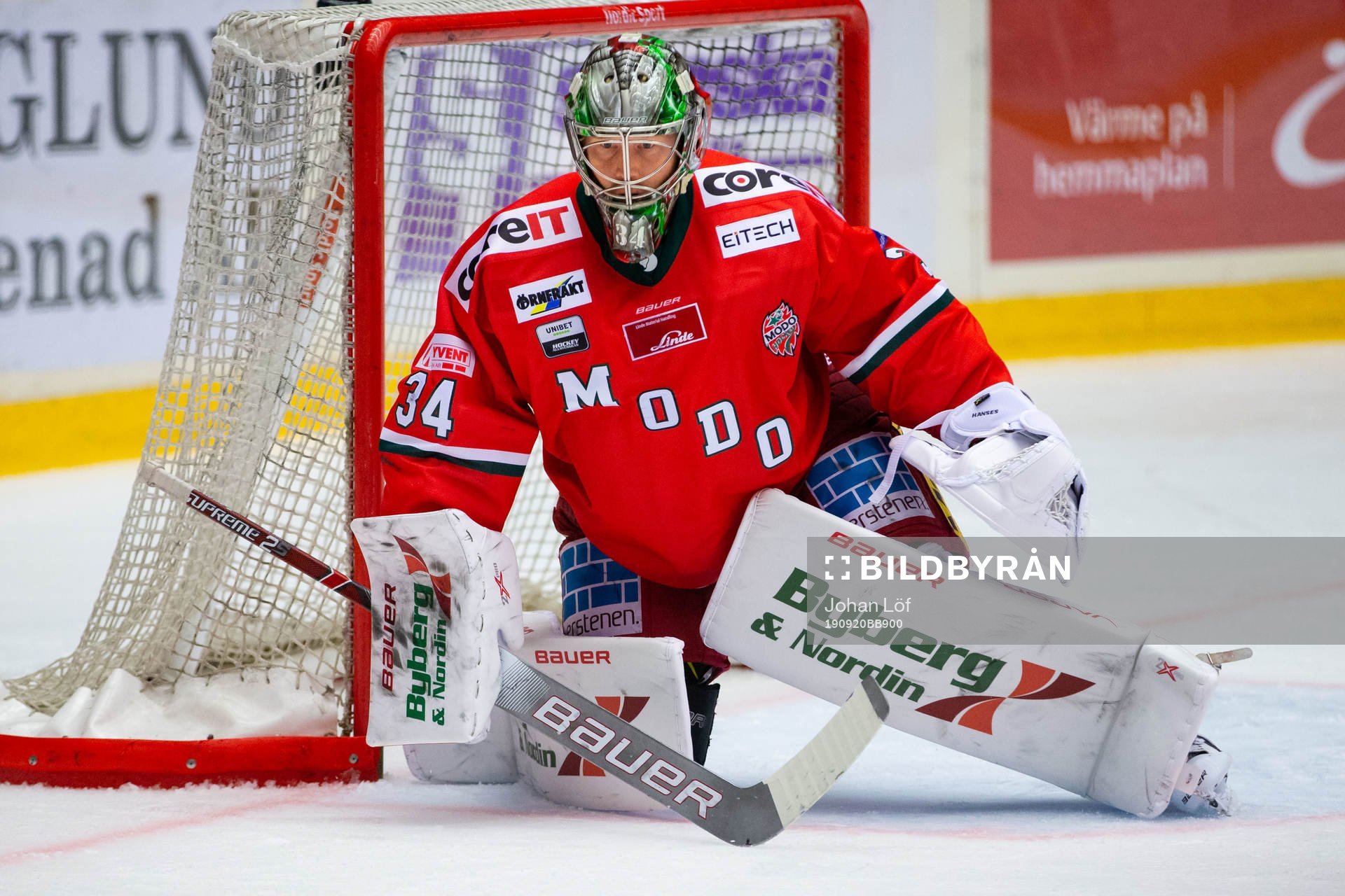 Modos målvakt Erik Hanses