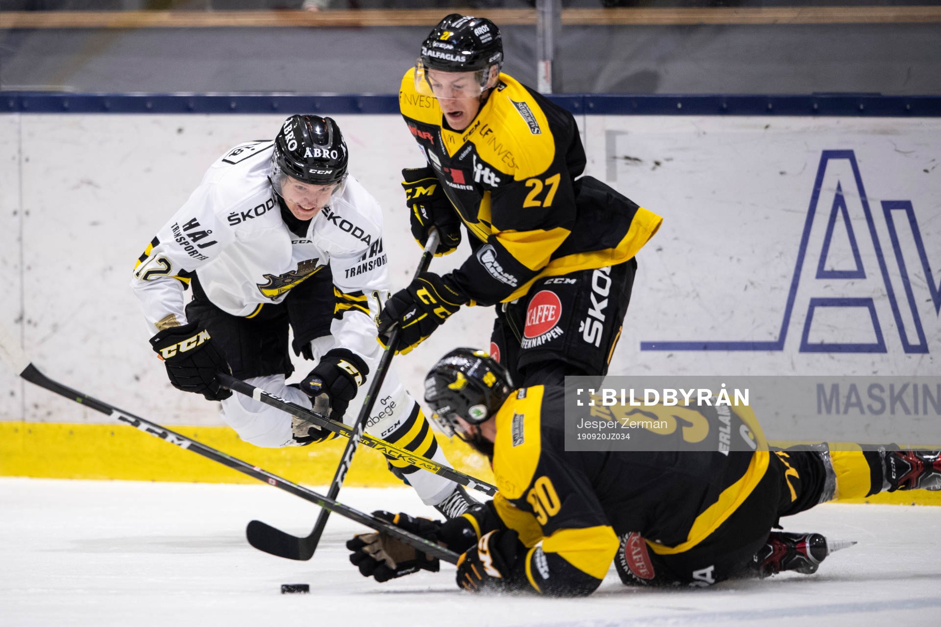 s Carl Wassenius och Västerås Sebastian Benker och Kelsey