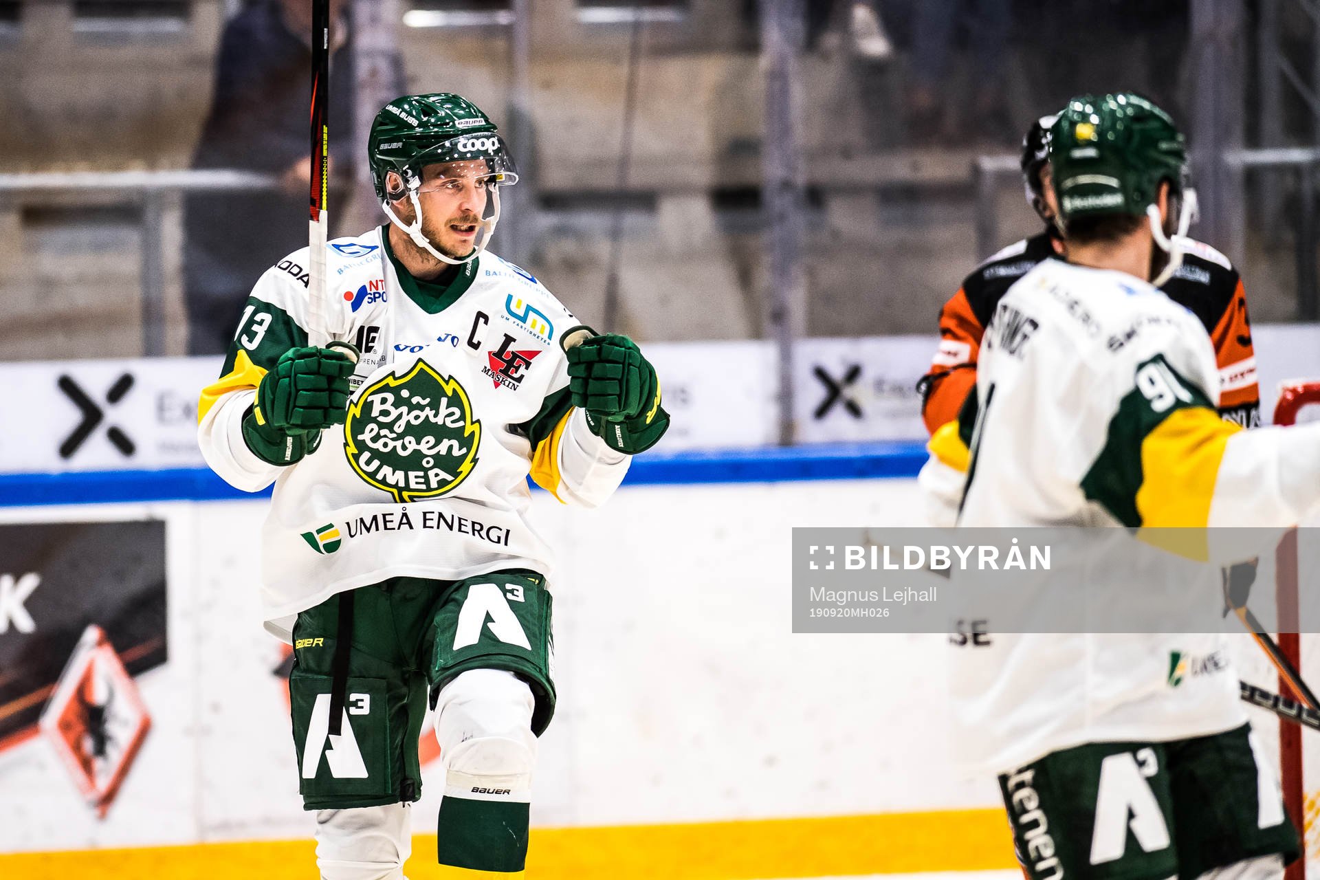 Björklövens Fredric Andersson  jublar
