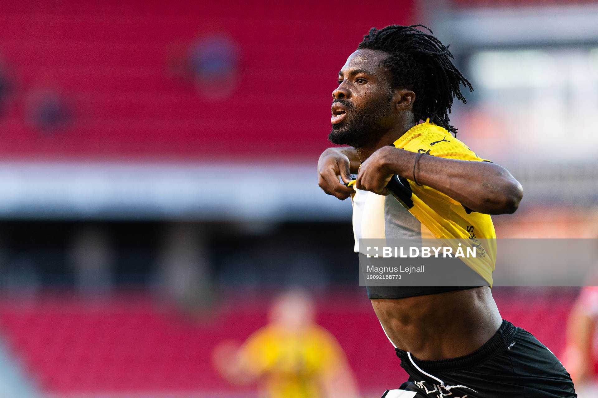 Häckens Kwame Kizito jublar