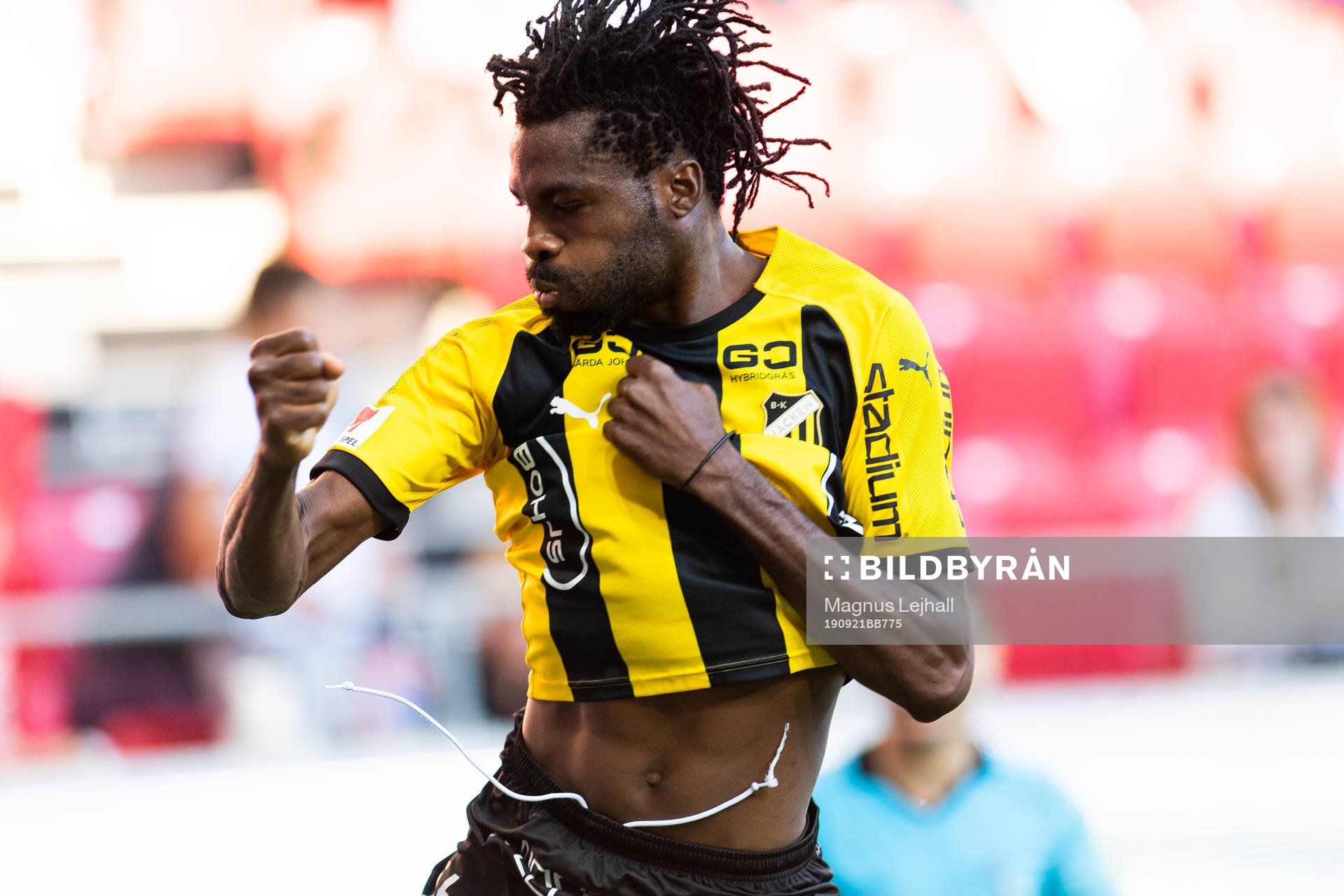 Häckens Kwame Kizito jublar