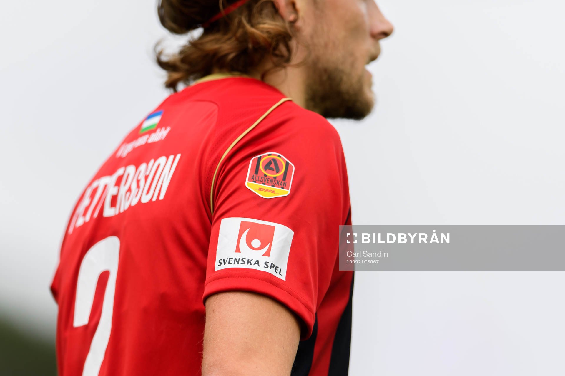 Logo för Svenska Spel på Östersunds Tom Pettersson