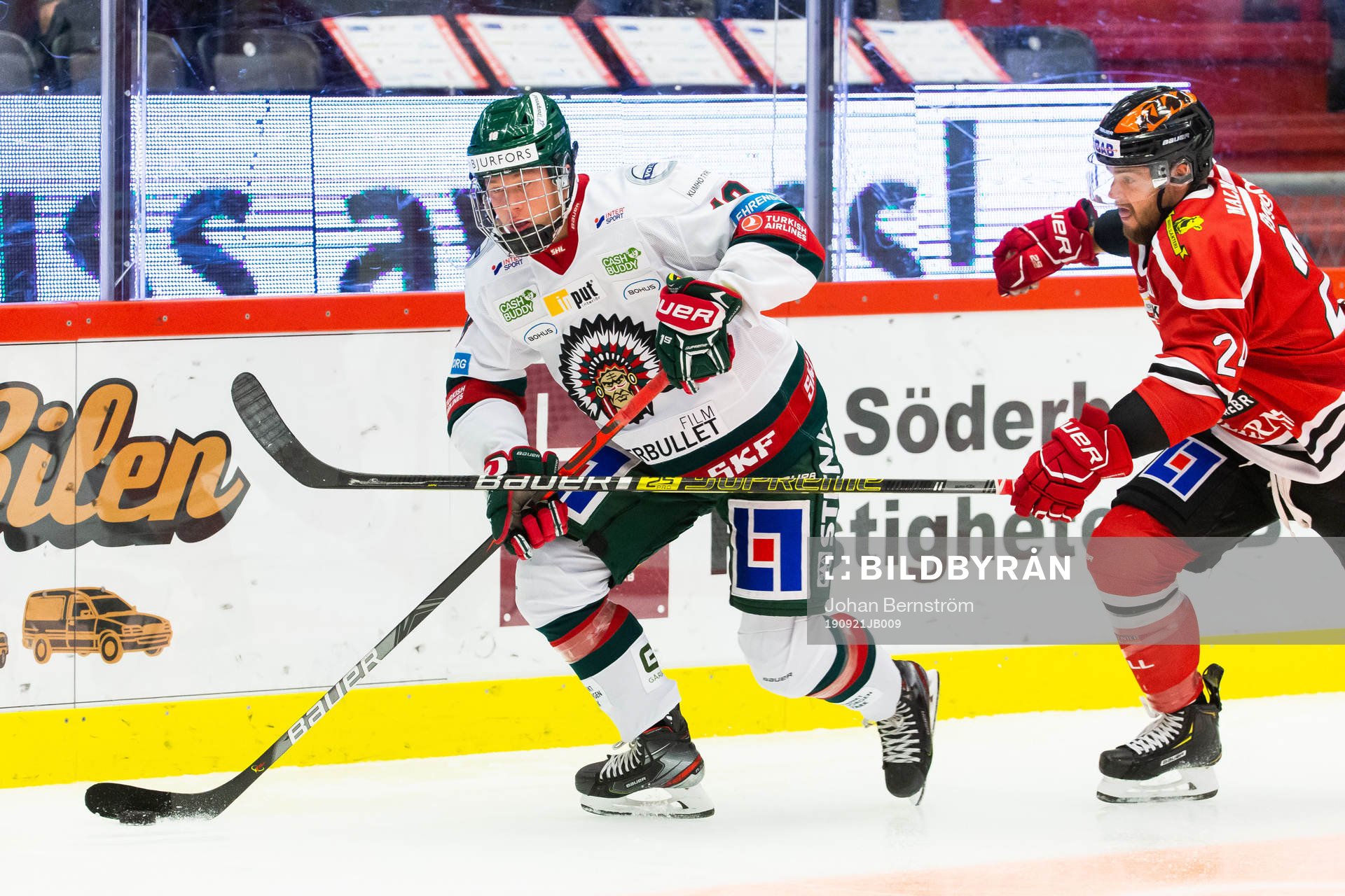 Frölundas Lucas Raymond och Örebros Aaron Irving