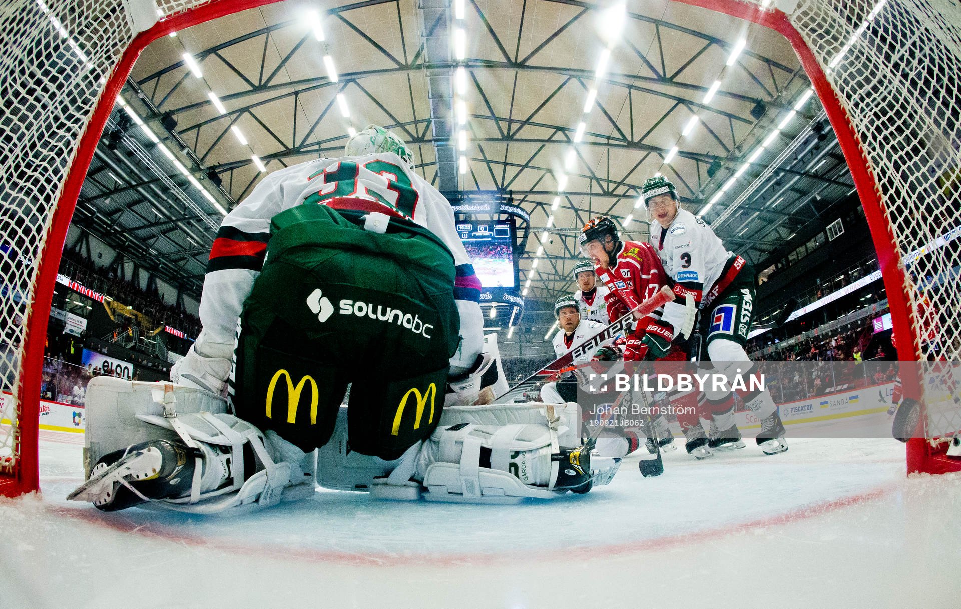 Örebros Christopher Mastomäki gör 1-0 på Frölundas