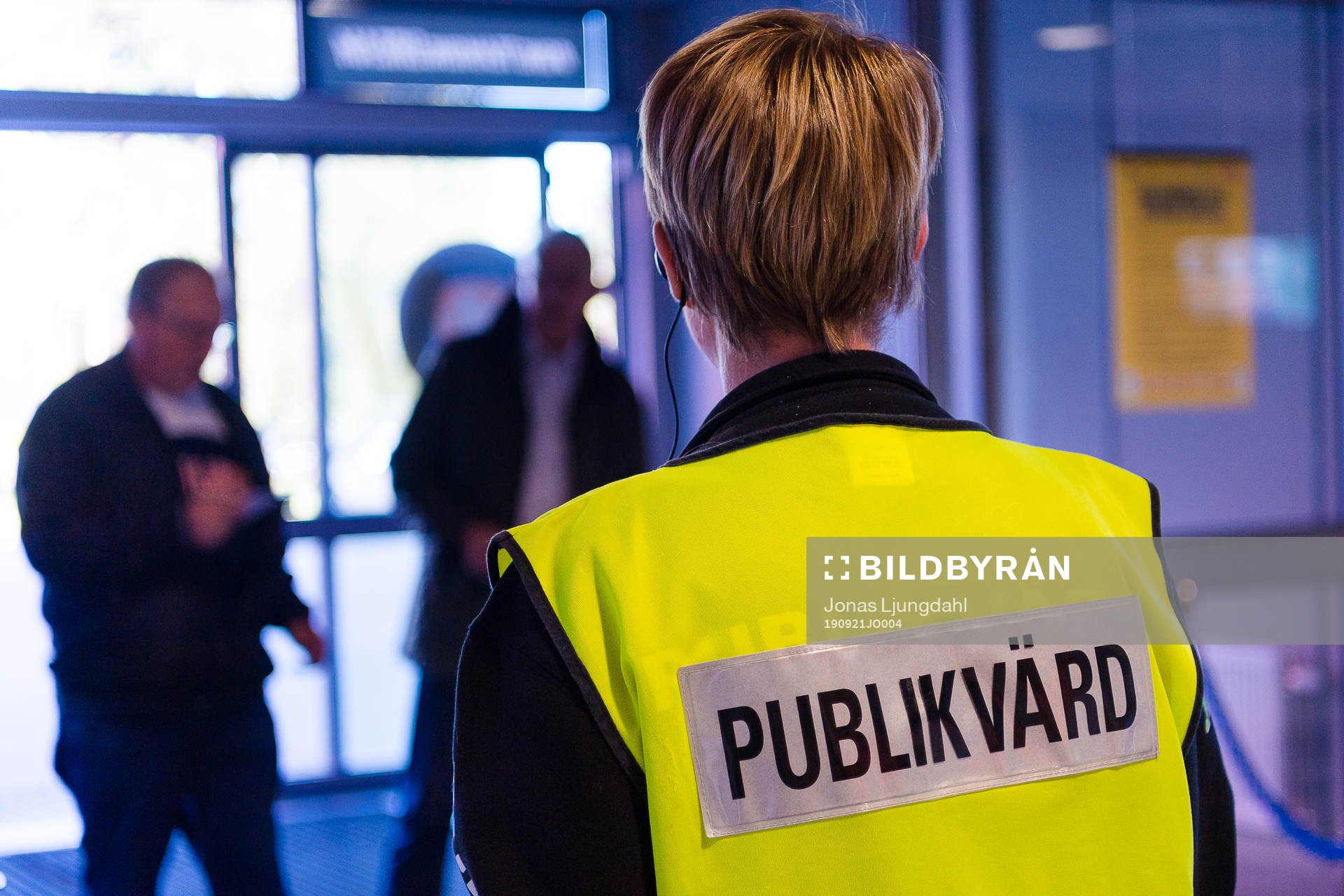 Publikvärd före ishockeymatchen i SHL mellan Växjö och